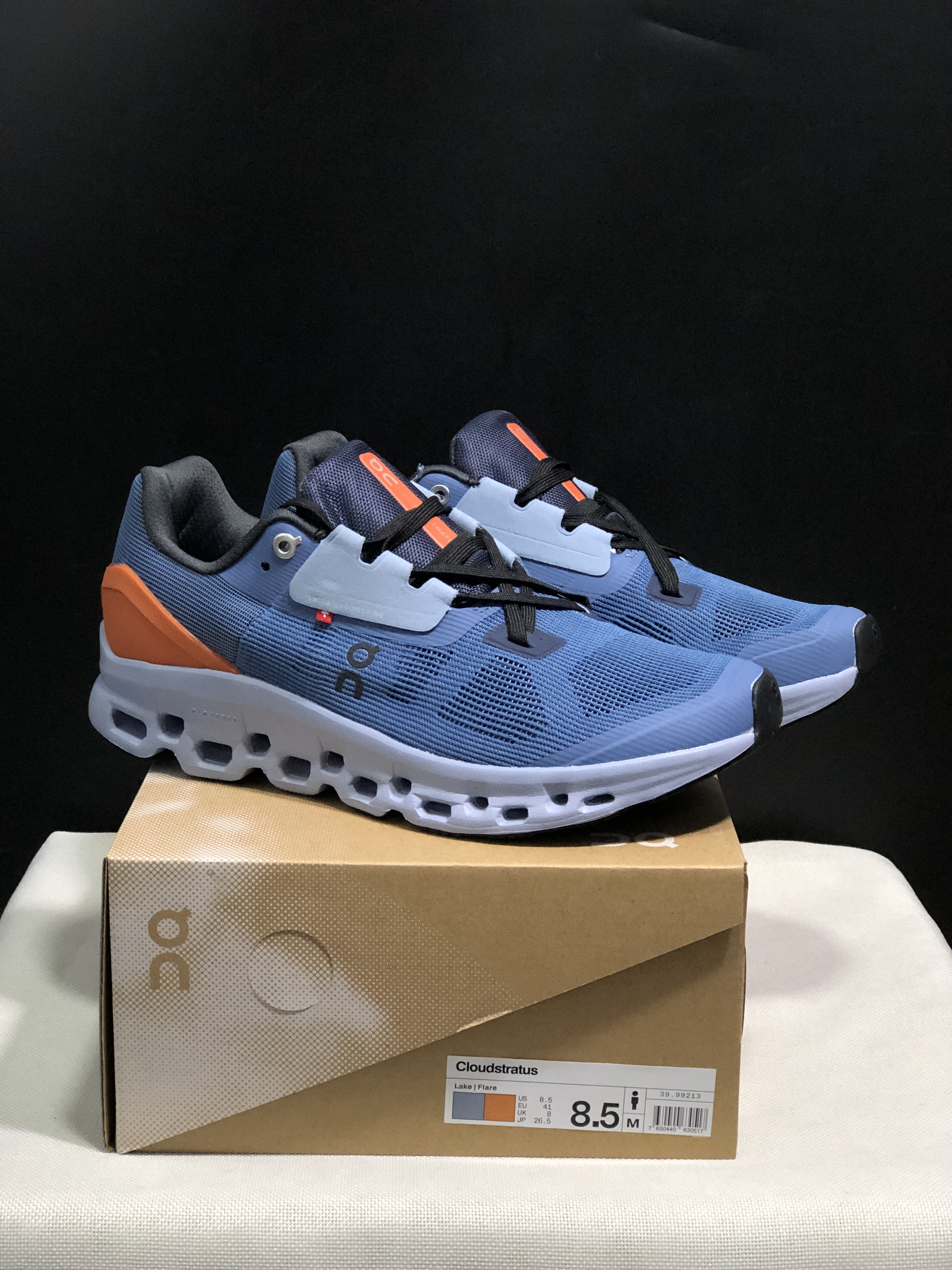 On Running Cloudstratus Breathable Support Running Shoes Blue