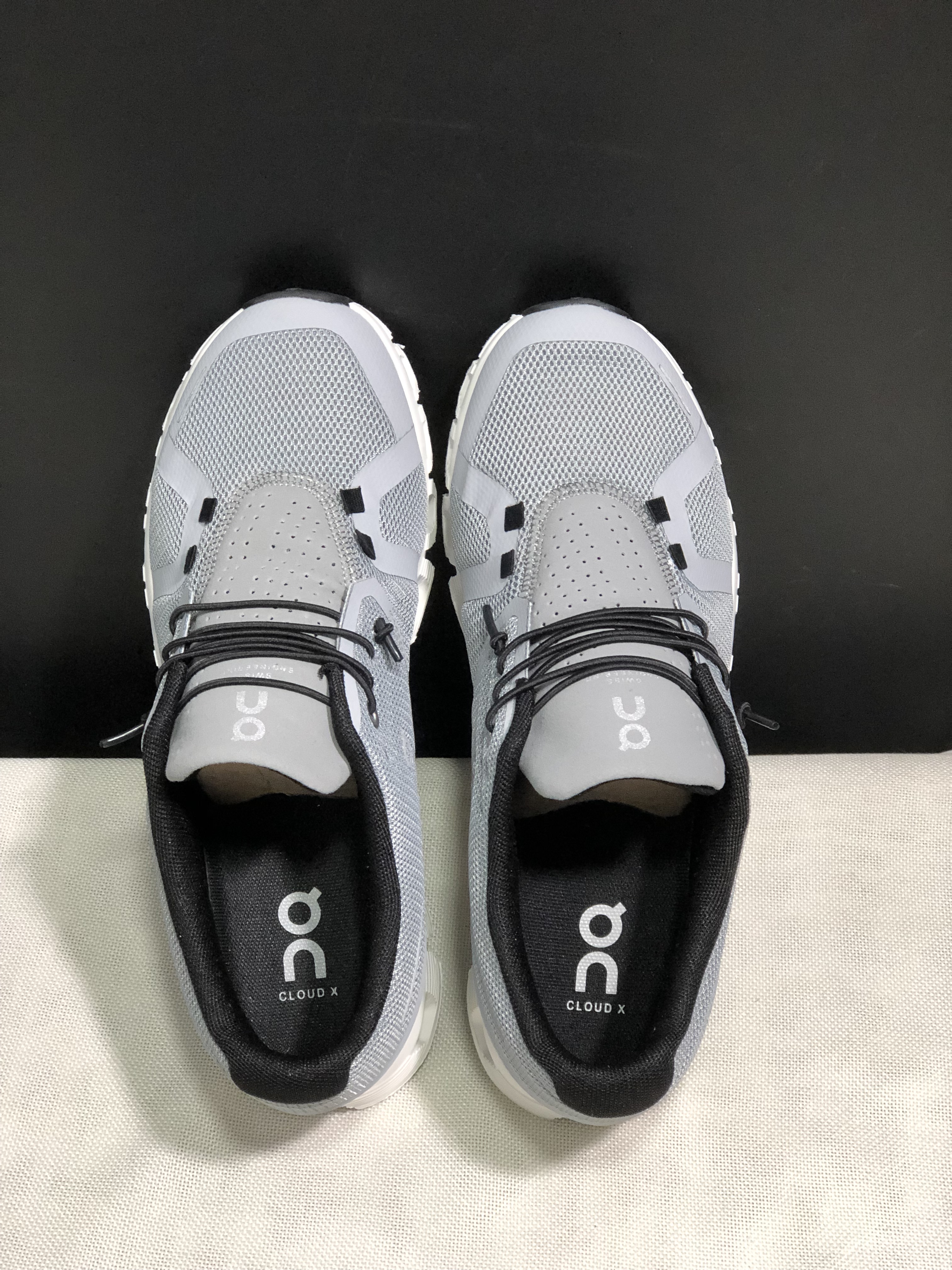 On Running Cloud 5 Lightweight Running Shoes Alloy Grey