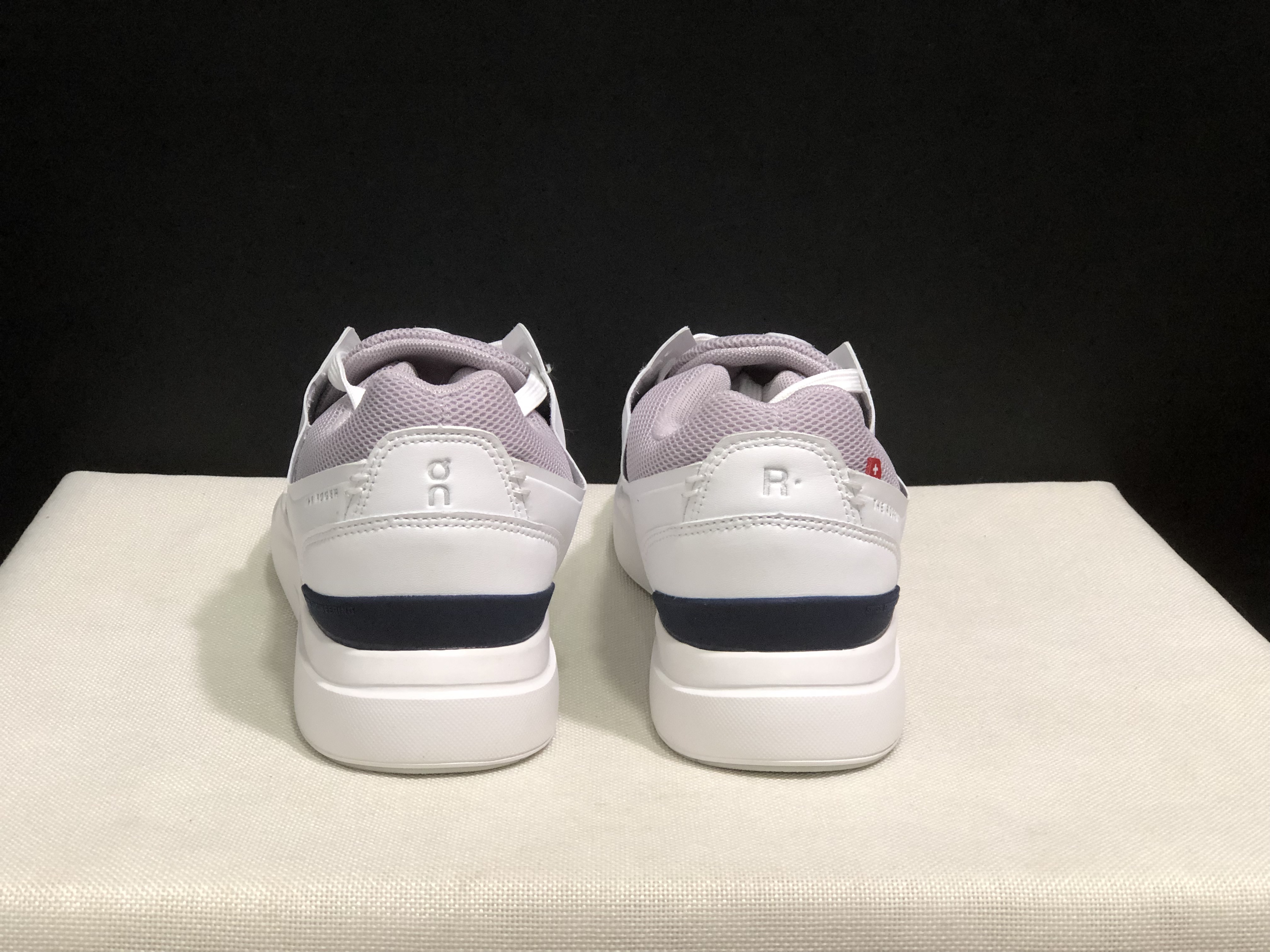 On Running The Roger Spin Board Shoes White/Light Purple
