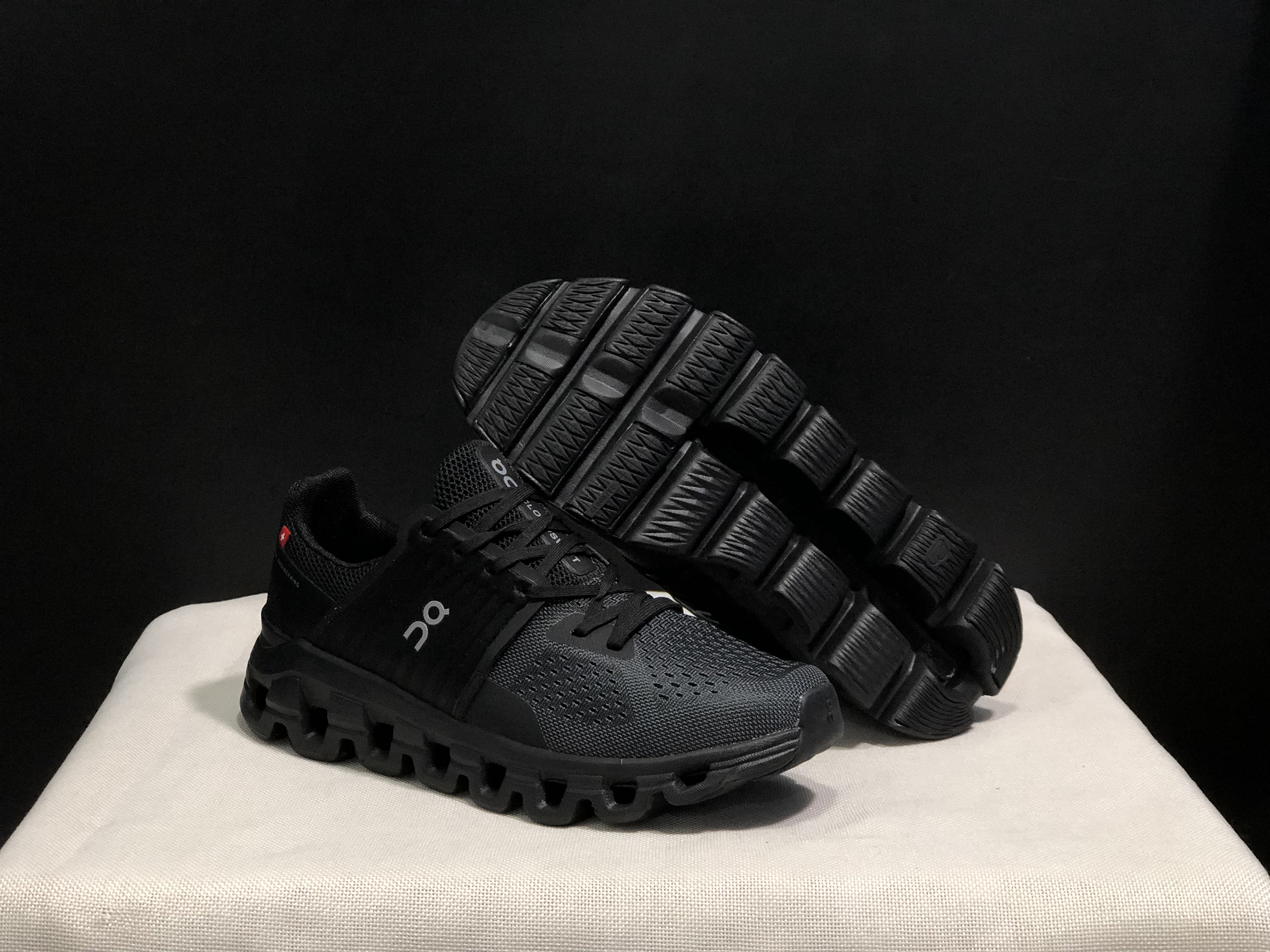 On Running Cloudswift Cushioning Running Shoes All Black