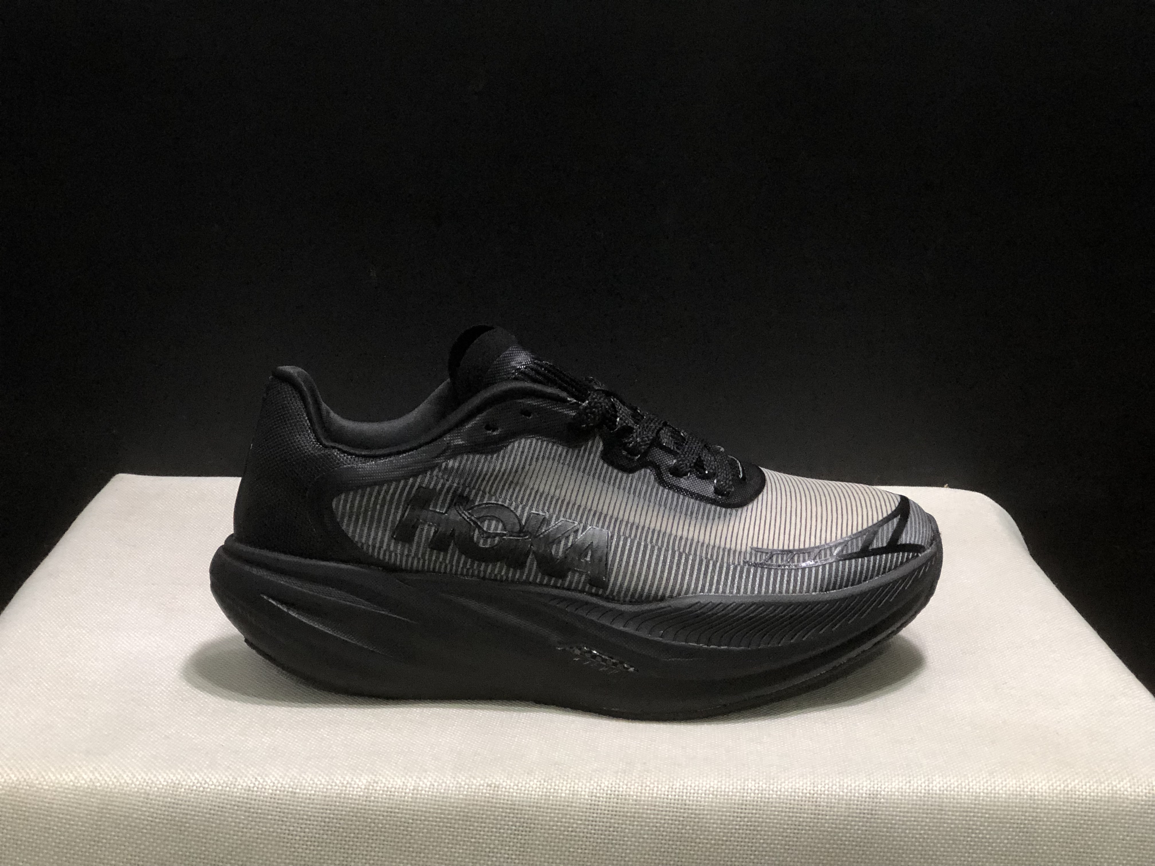 Hoka One One Cielo X1 2.0 Low-top Running Shoes Sneakers Black