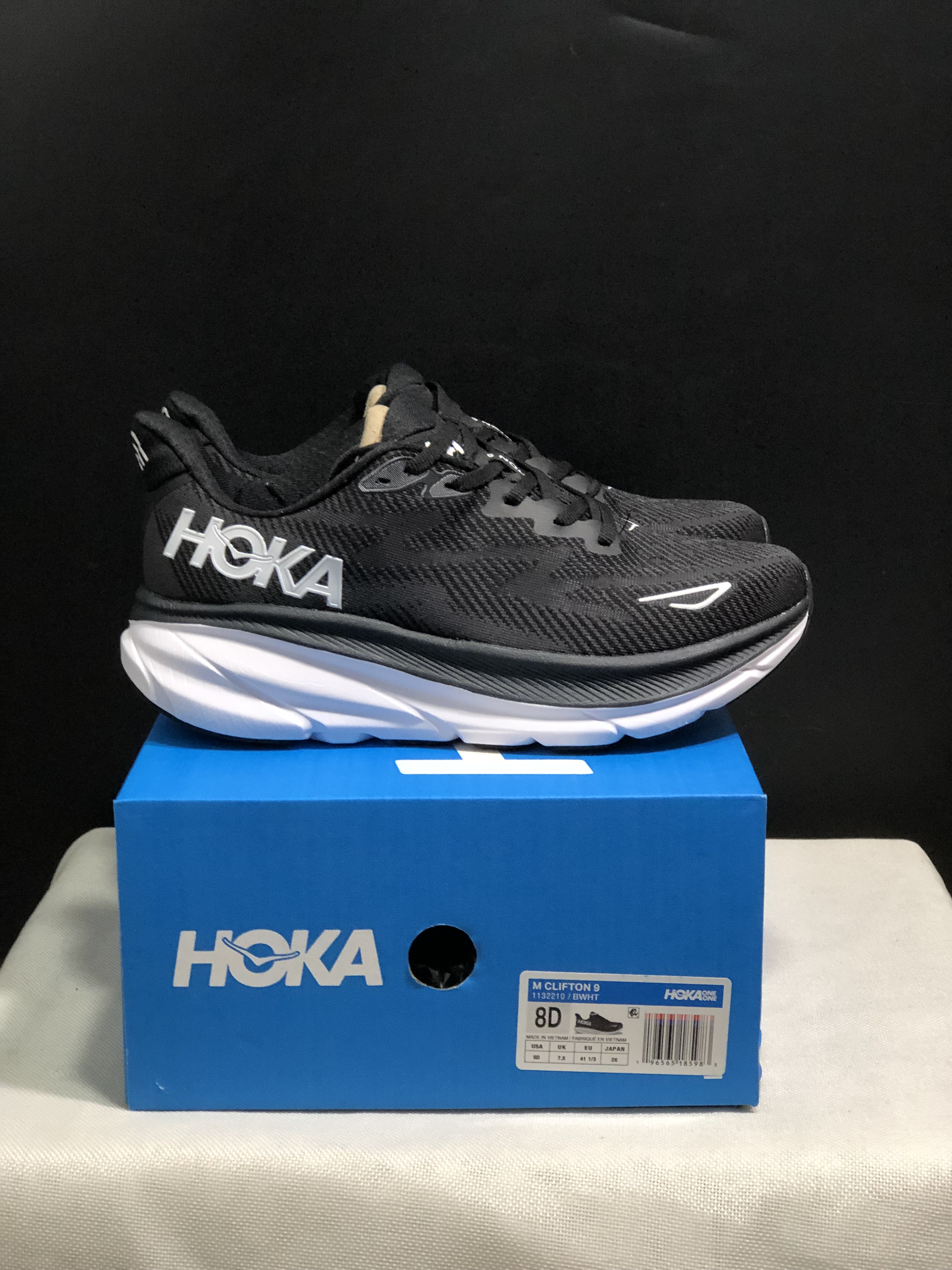 Hoka One One Clifton 9 Running Shoes Athletic Shoes Sneakers Black/White