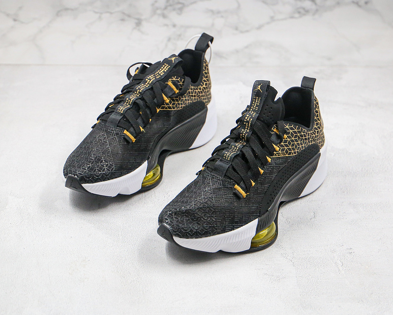 Nike Air Jordan Zoom Renegade Black Gold Sneakers