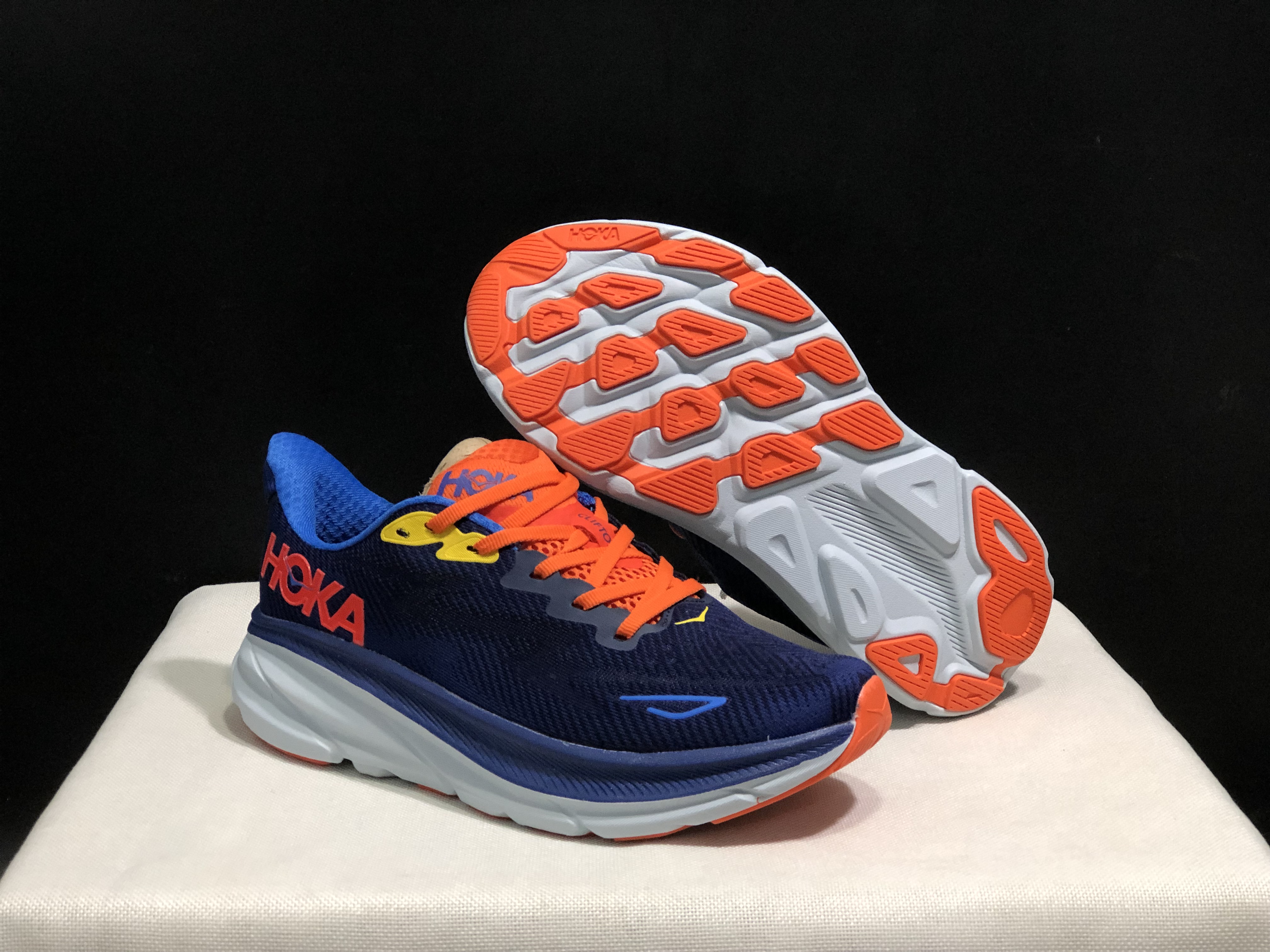 Hoka One One Clifton 9 Running Shoes Athletic Shoes Sneakers Navy