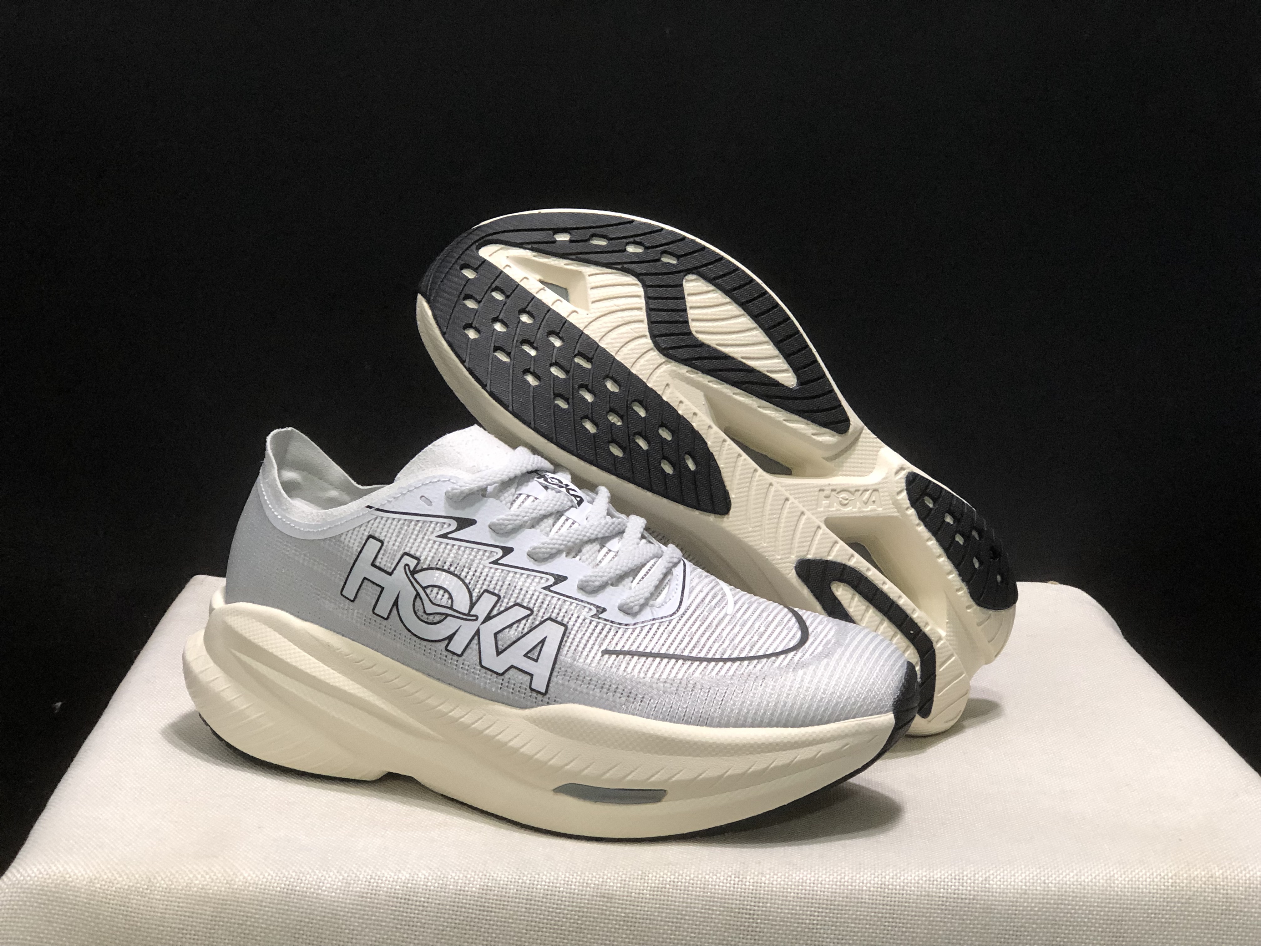 Hoka One One Mach X 2 Anti-slip Low-top Running Shoes Grey