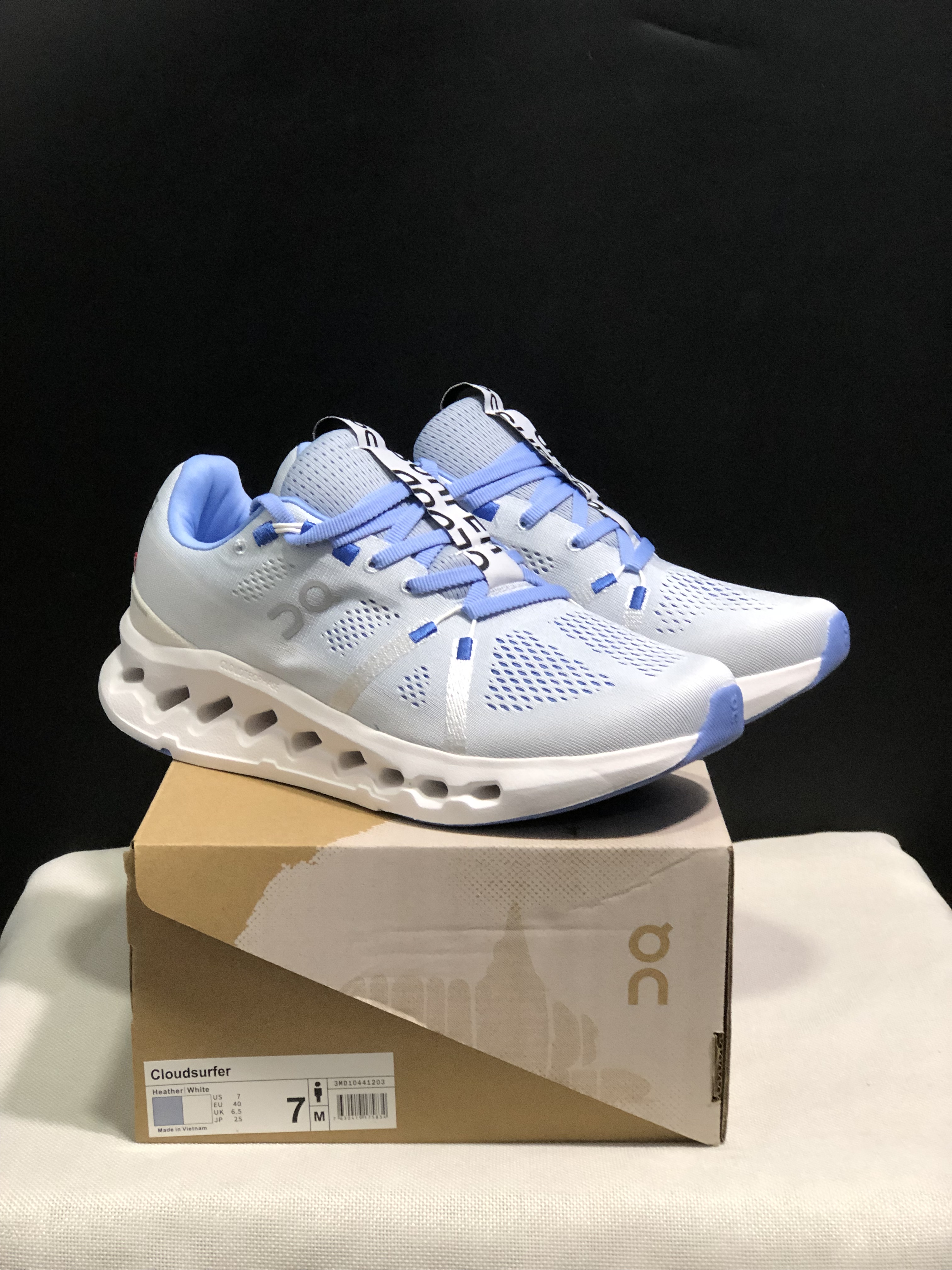 On Running Cloudsurfer Training Anti-Slip Running Shoes Light Blue/White