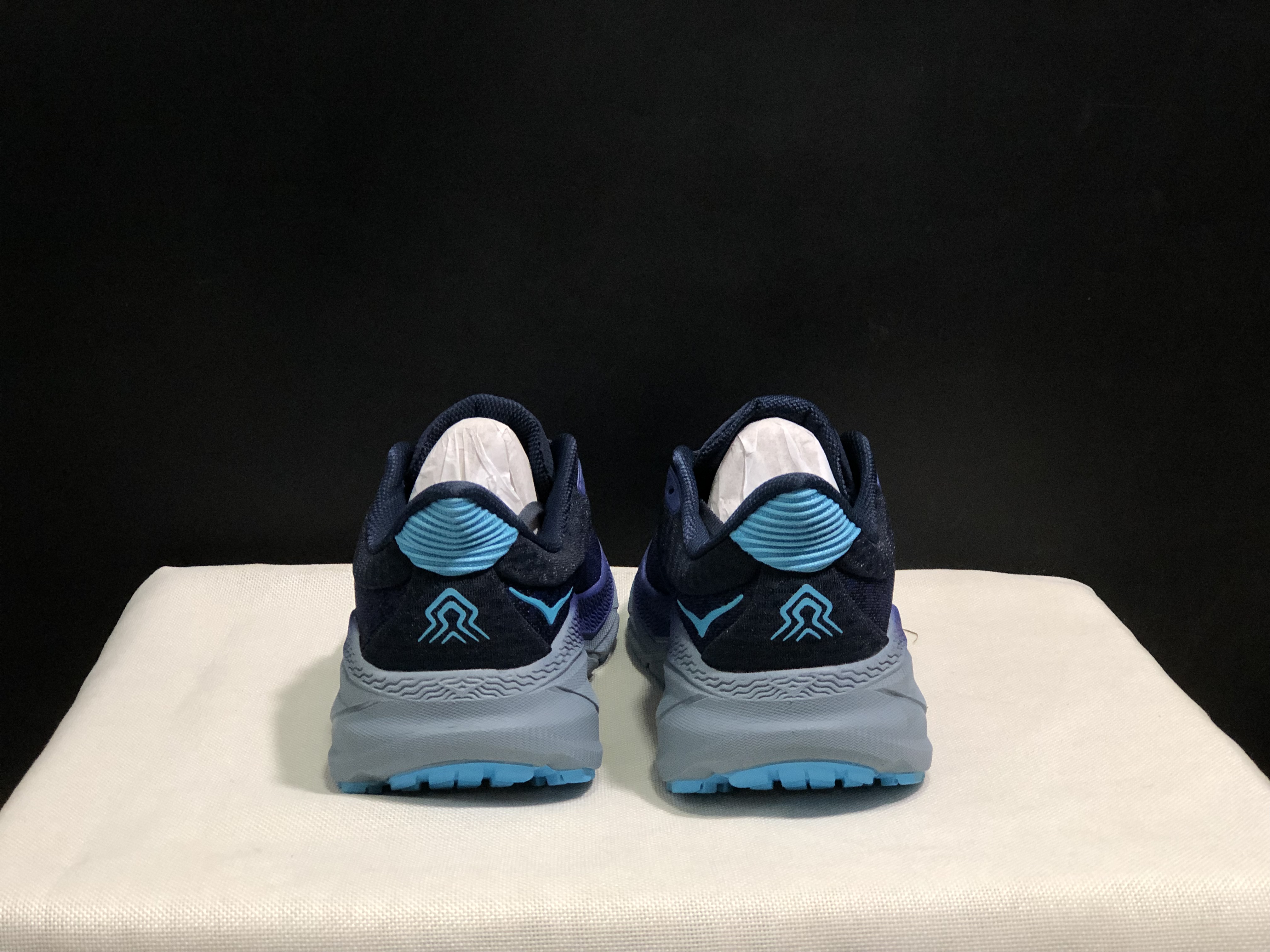 Hoka One One Challenger 7 Shock-absorbing Breathable Running Shoes Navy Sneakers