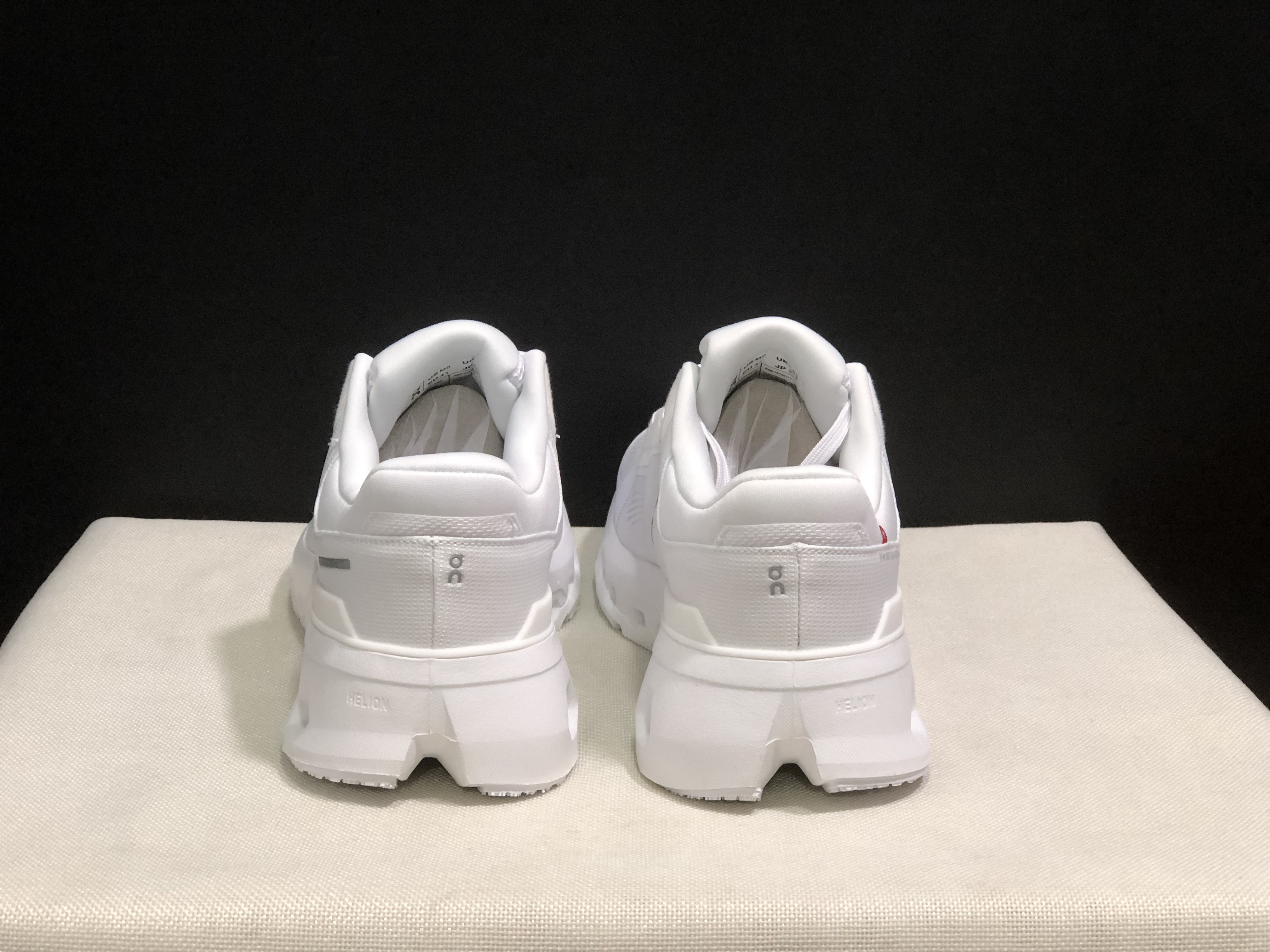 On Running Cloudrunner 2 Mesh Breathable White Running Shoes