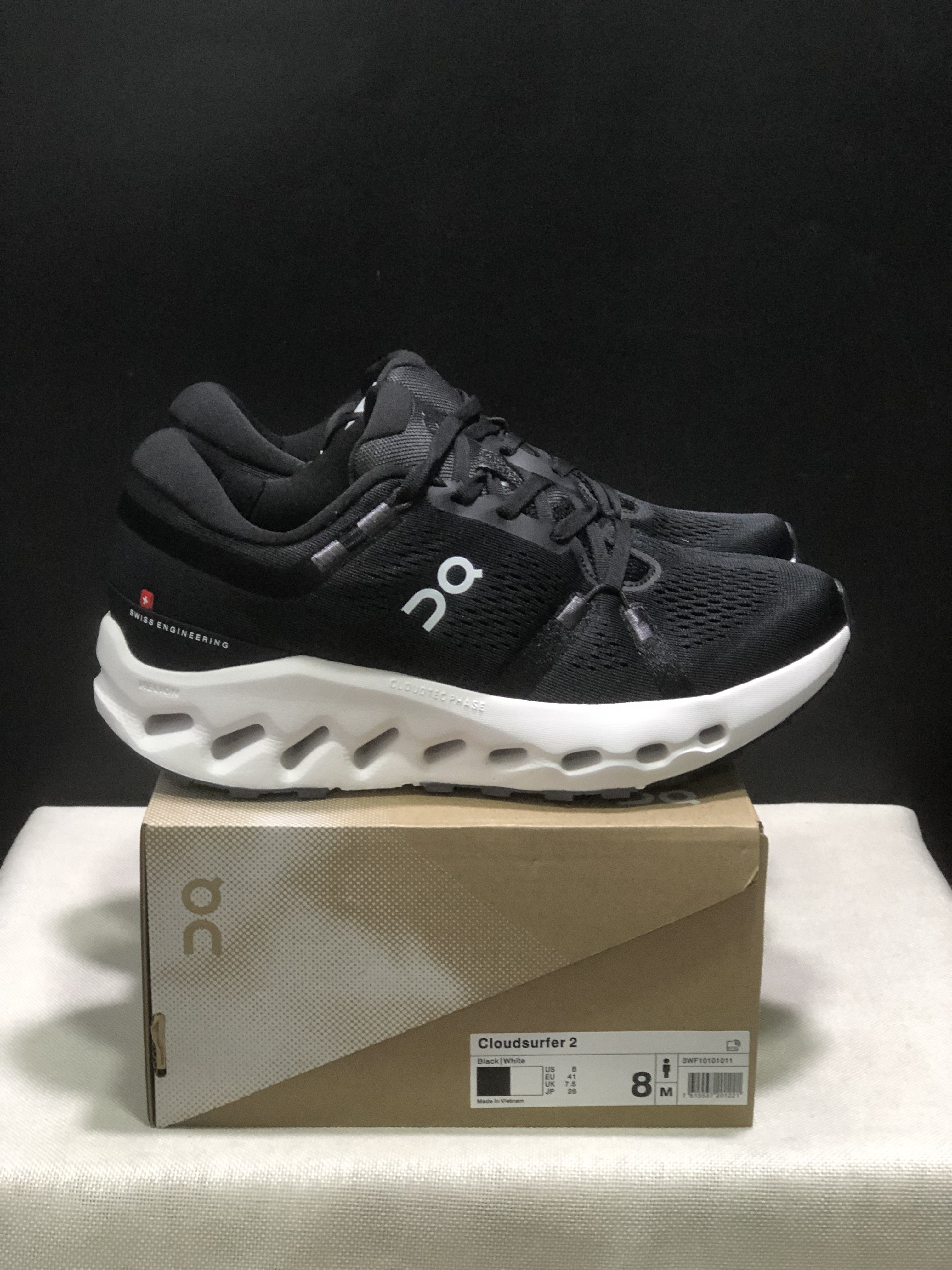 On Running Cloudsurfer 2 Casual Running Shoes Black/White