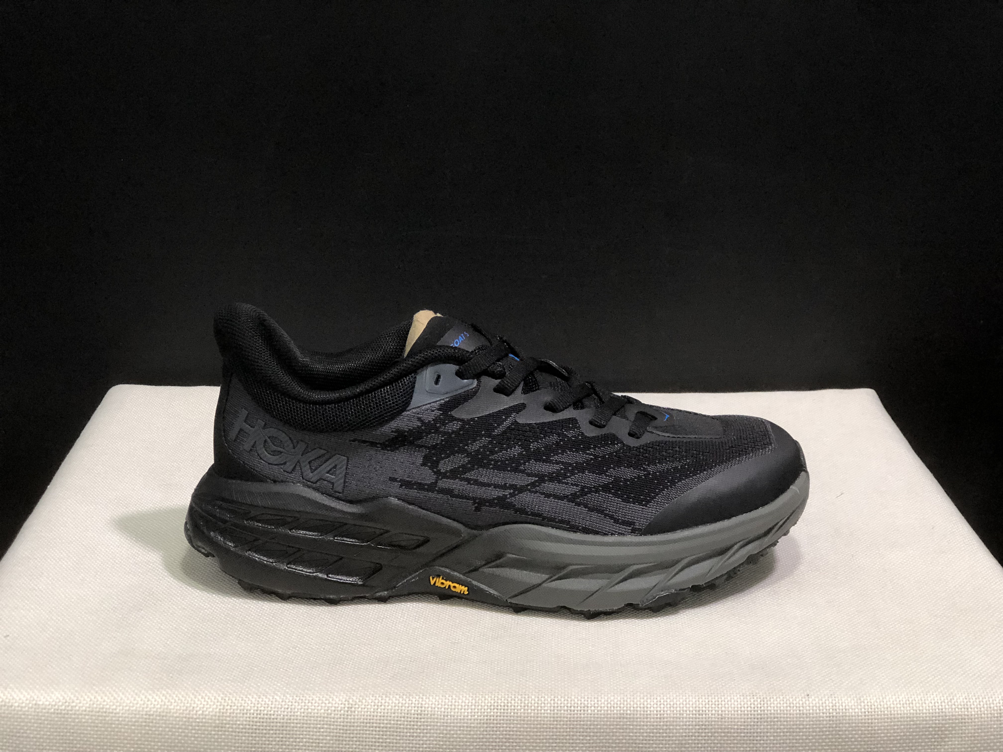 Hoka One One Speedgoat 5 Trail Running Shoes Sneakers Black