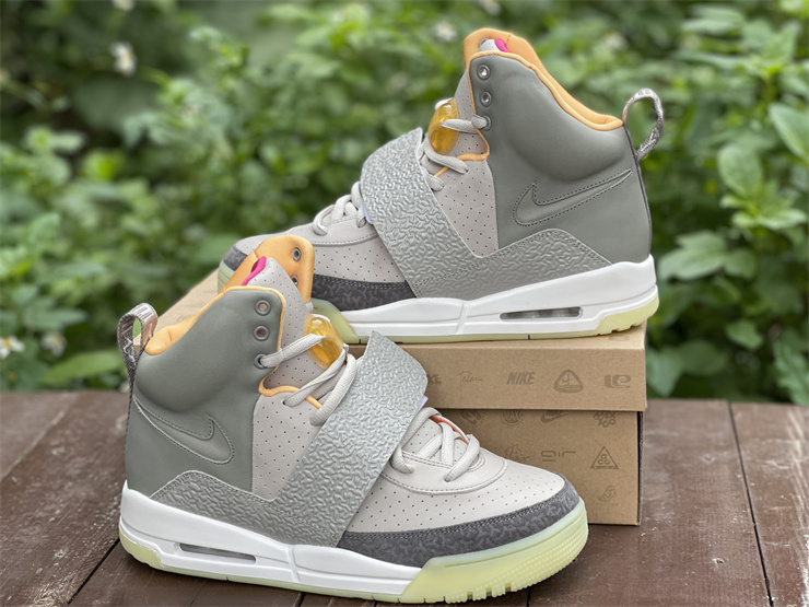 Nike Air Yeezy 1 Zen Grey Sneakers