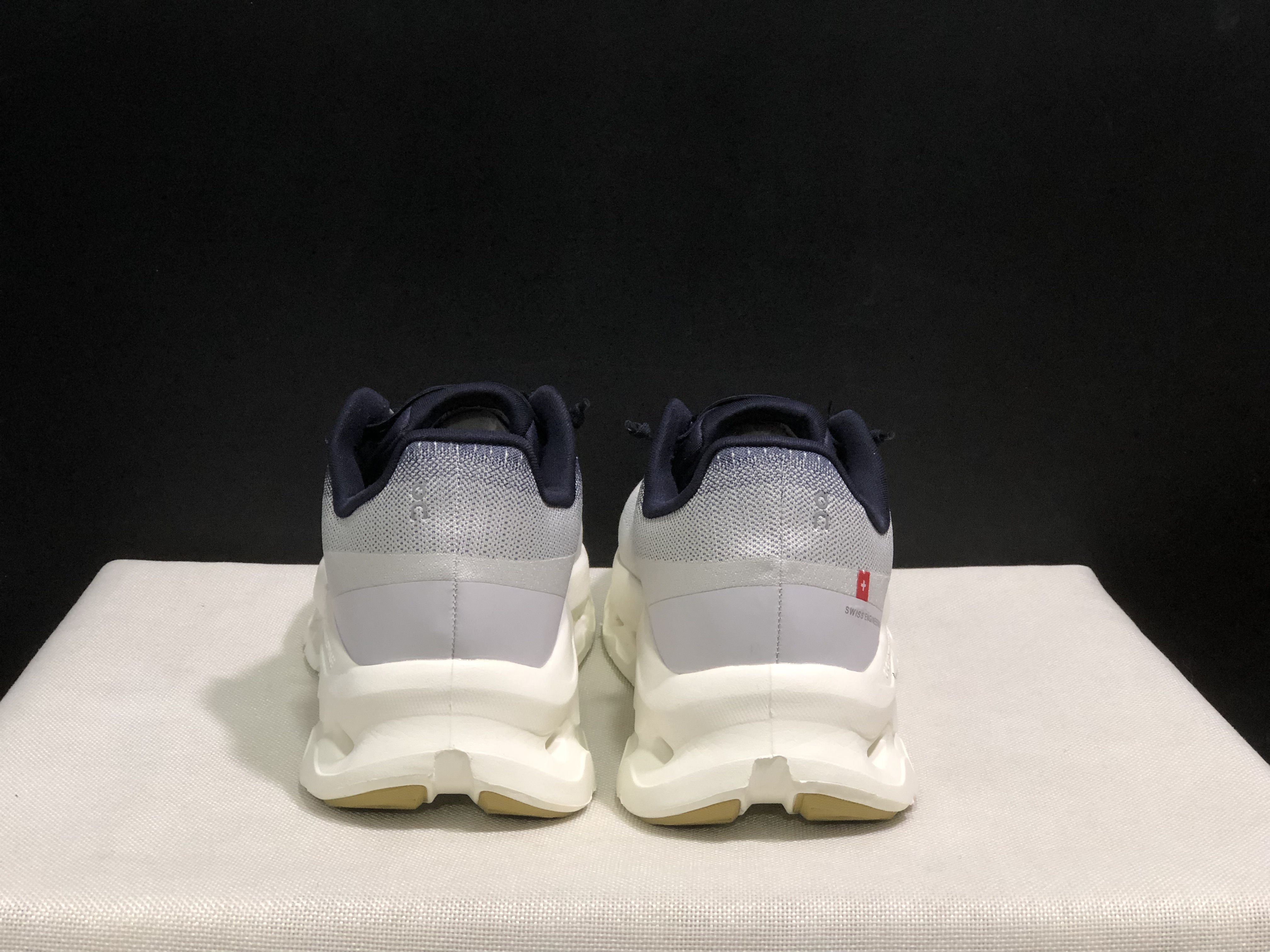 On Running Cloudtilt Durable Casual Life Shoes Navy/Light Grey