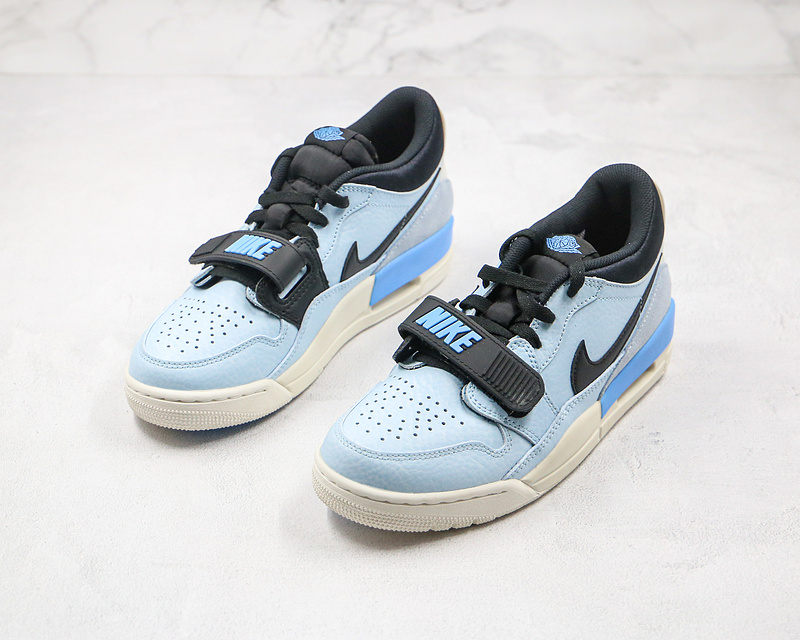 Nike Air Jordan Legacy 312 Low Pale Blue Sneakers