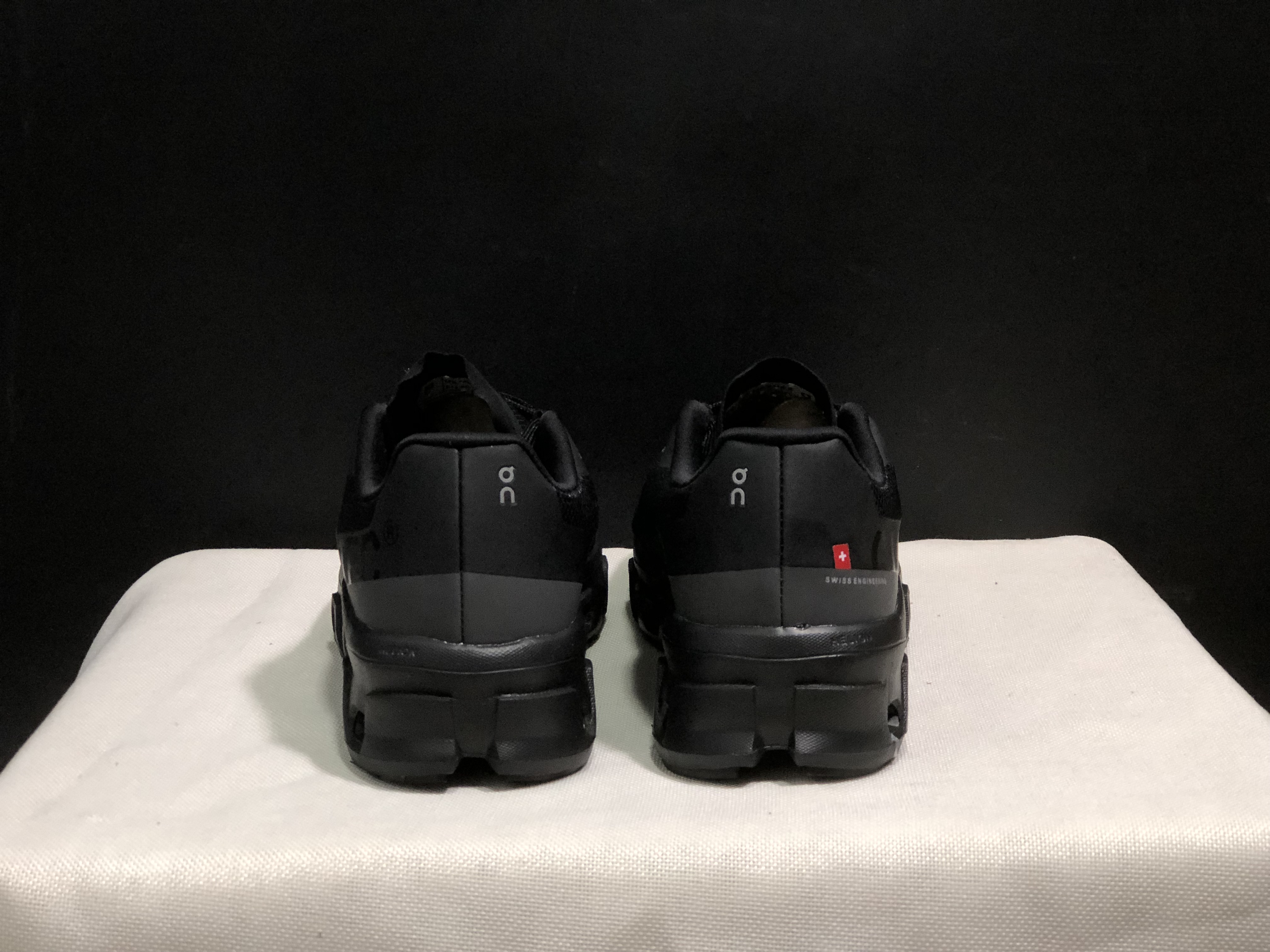 On Running Cloudmonster Anti-Slip Running Shoes All Black