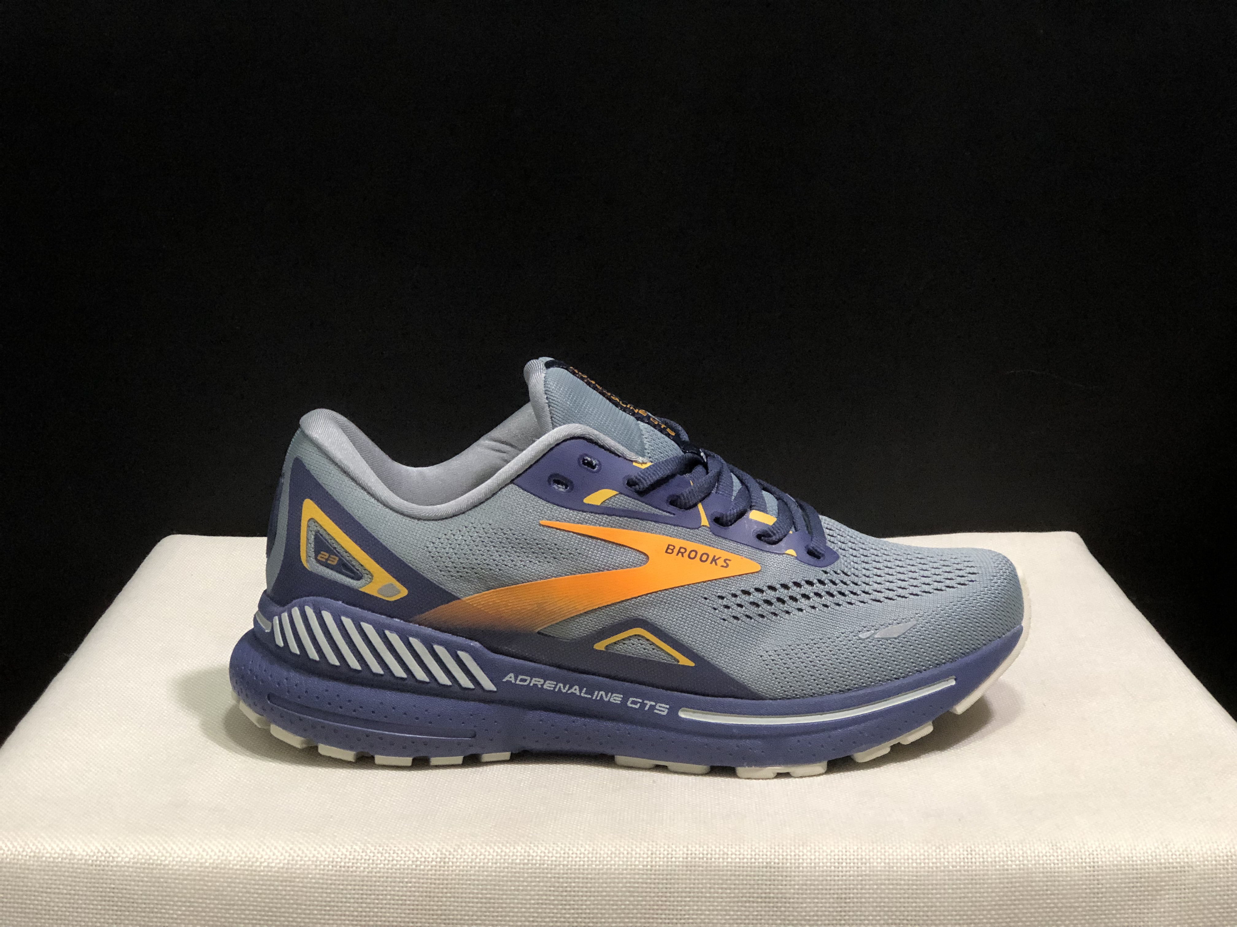 Brooks Adrenaline GTS 23 Shock-absorbing Wear-resistant Low-top Running Shoes Grey/Blue Orange