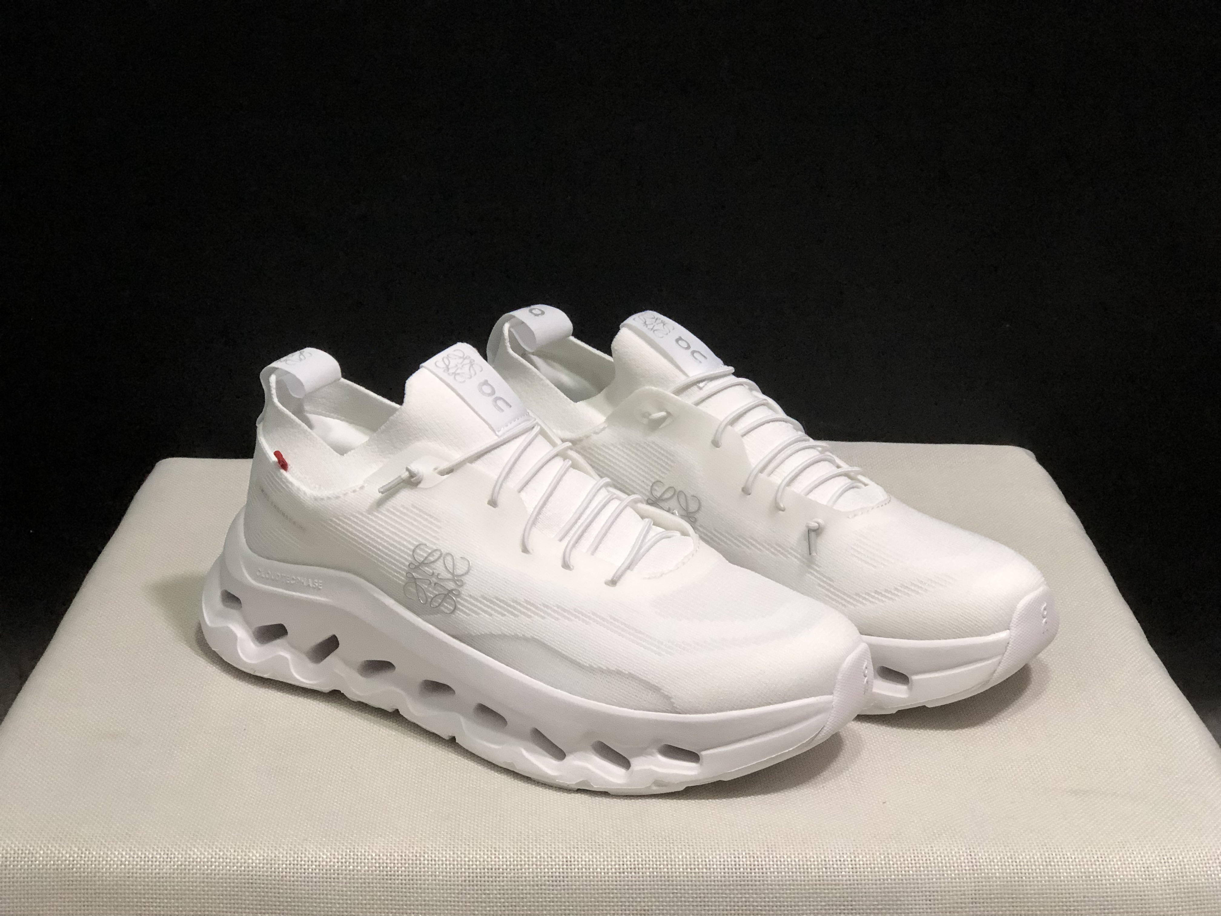 LOEWE x On Running Cloudtilt Running Shoes Co-Signed Edition All White