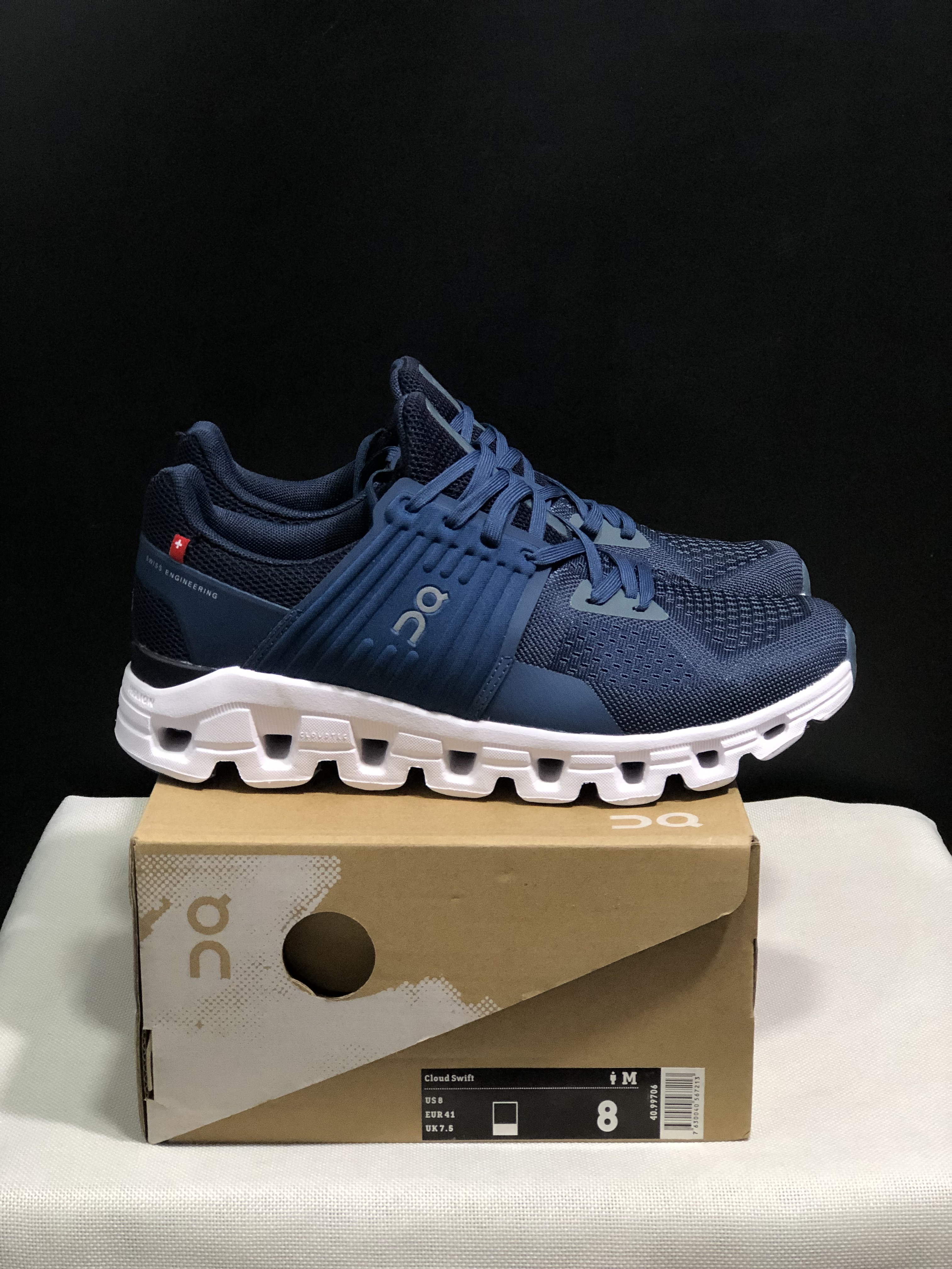 On Running Cloudswift Cushioning Running Shoes Dark Blue/White