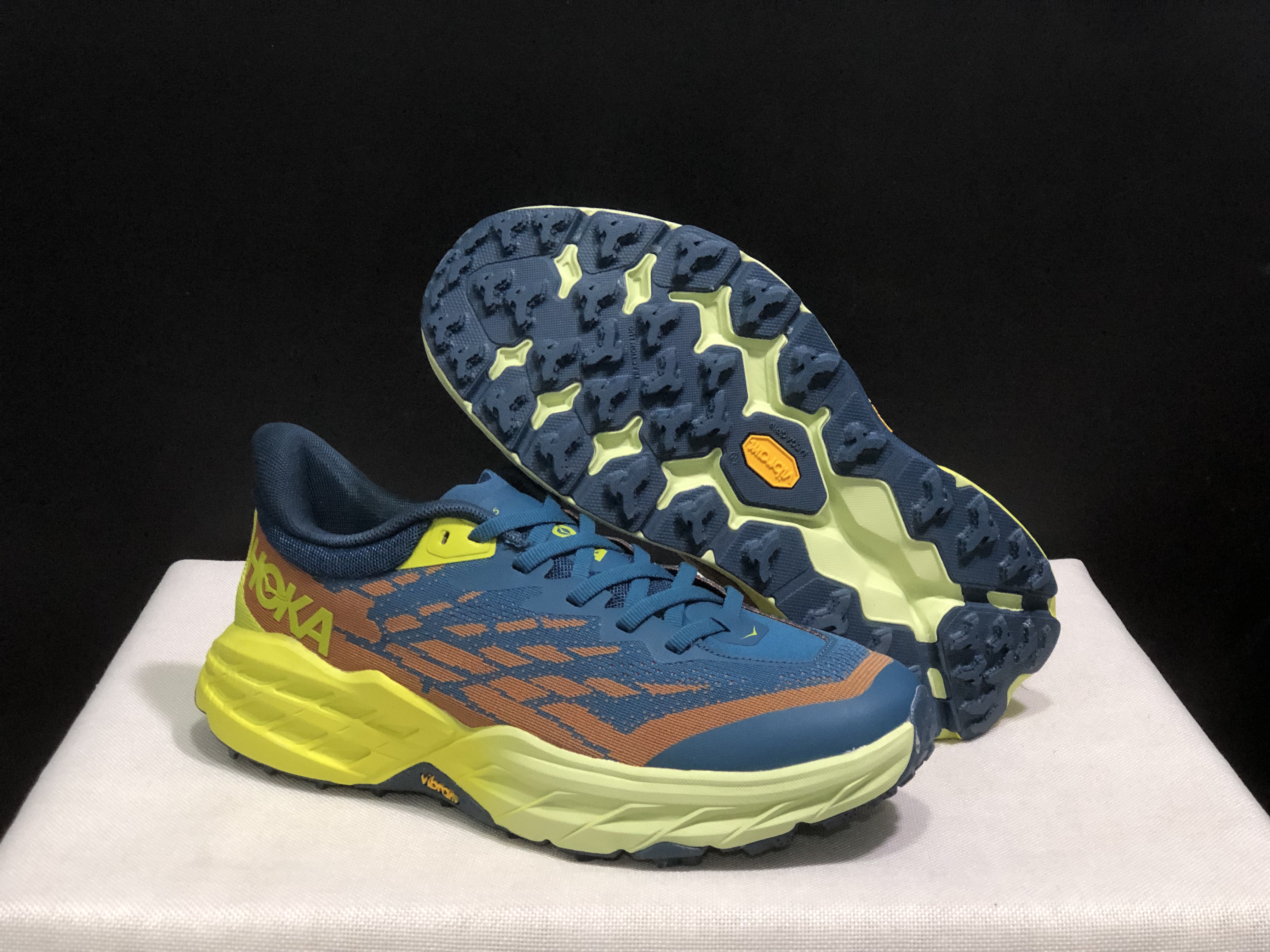 Hoka One One Speedgoat 5 Men's Trail Running Shoes Sneakers Turquoise