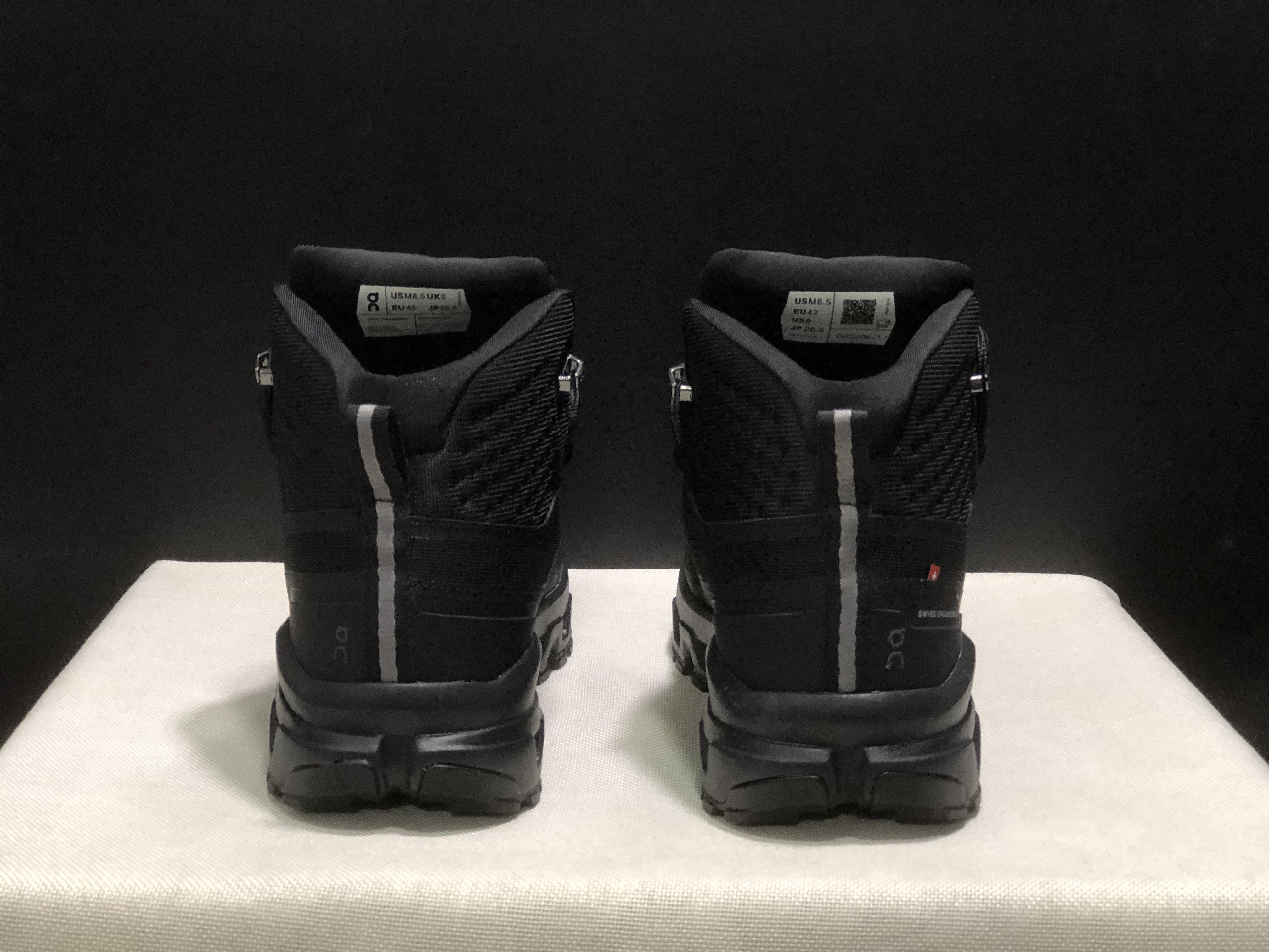 On Running Cloudrock Mid WP High-Top Hiking Shoes All Black