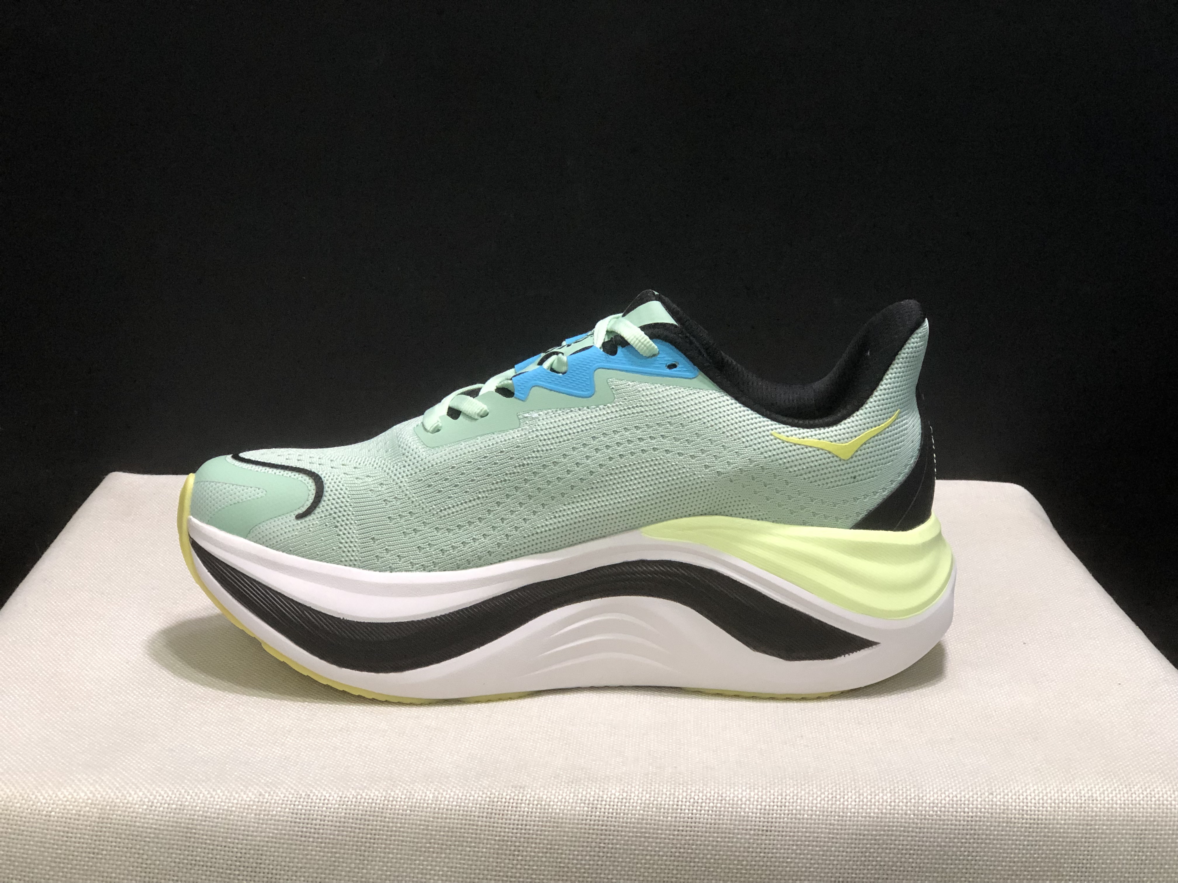 Hoka One One Skyward X Anti-slip Wear-resistant Running Shoes Sneakers Light Green