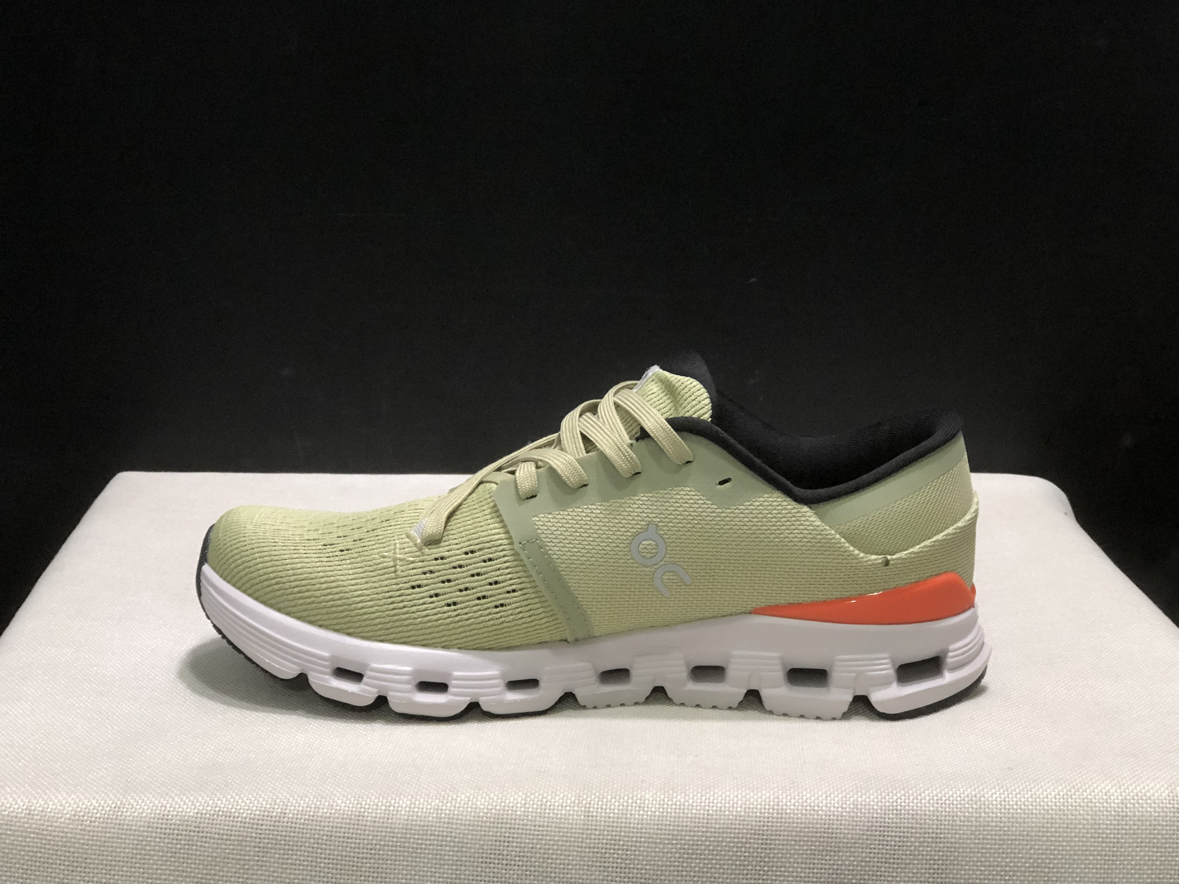 On Running Cloud X4 Comfortable Running Shoes Grass Green/White