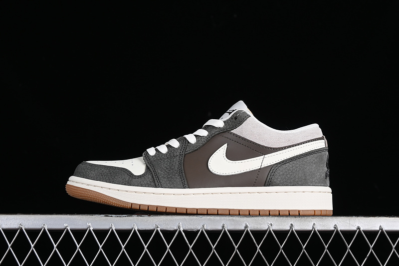 Nike Air Jordan 1 Low Snkrs Day Korea 2023 Brown Sole White Grey Sneakers