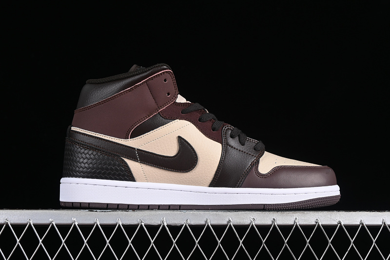 Nike Air Jordan 1 Mid SE Velvet Brown Sandrift Sneakers