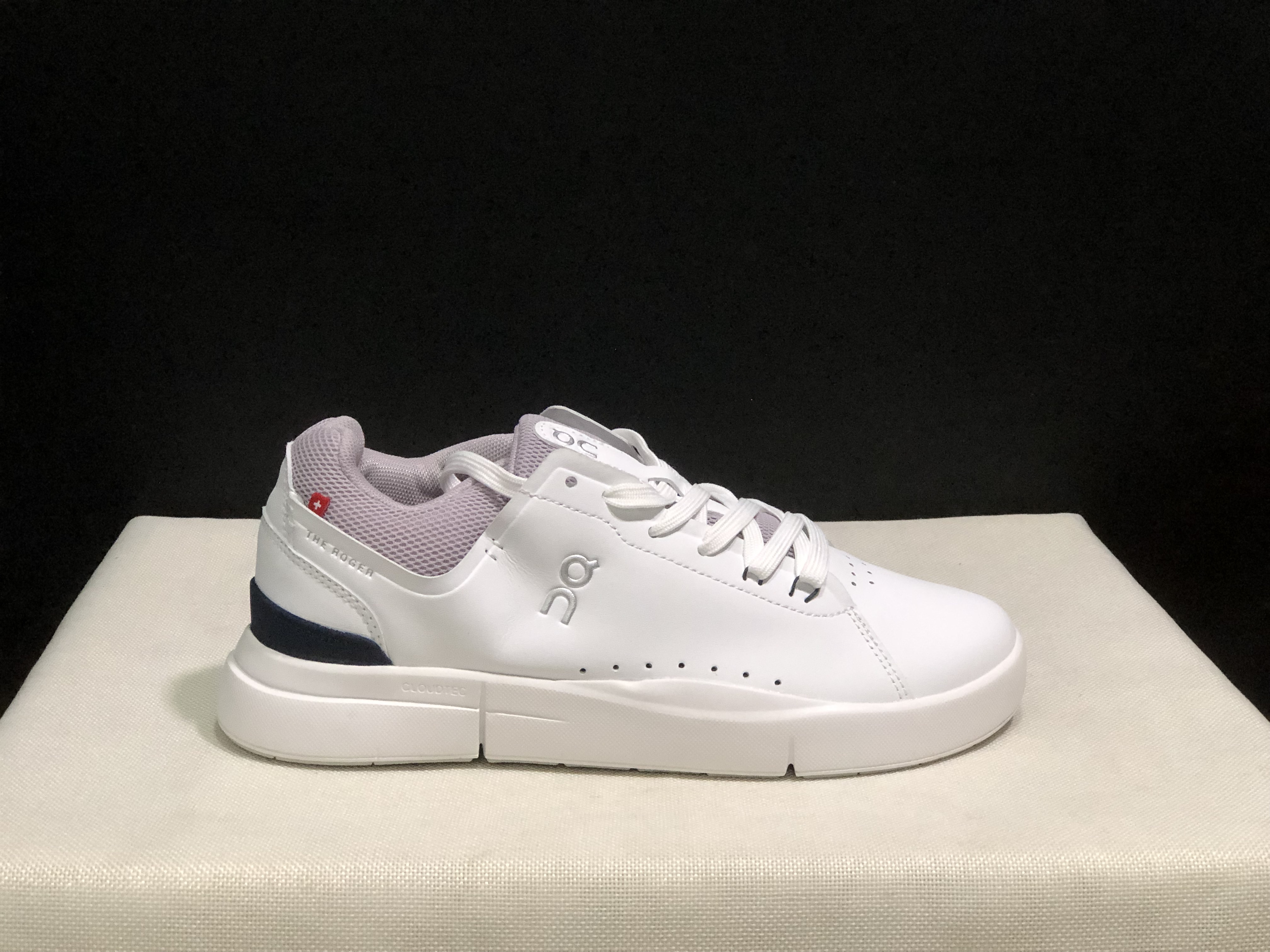 On Running The Roger Spin Board Shoes White/Light Purple