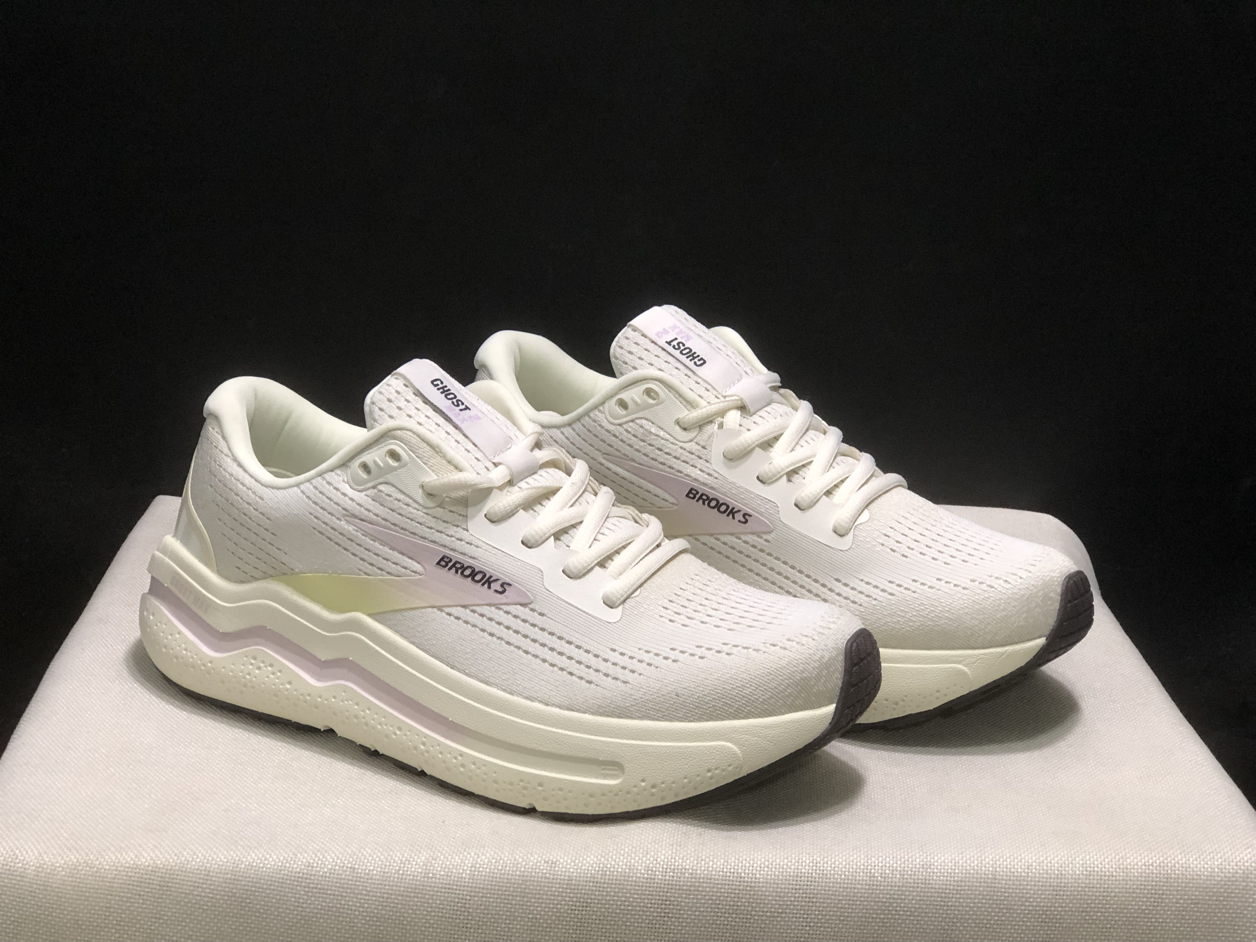 Brooks Ghost Max 2 Breathable Low-top Running Shoes Lavender Purple