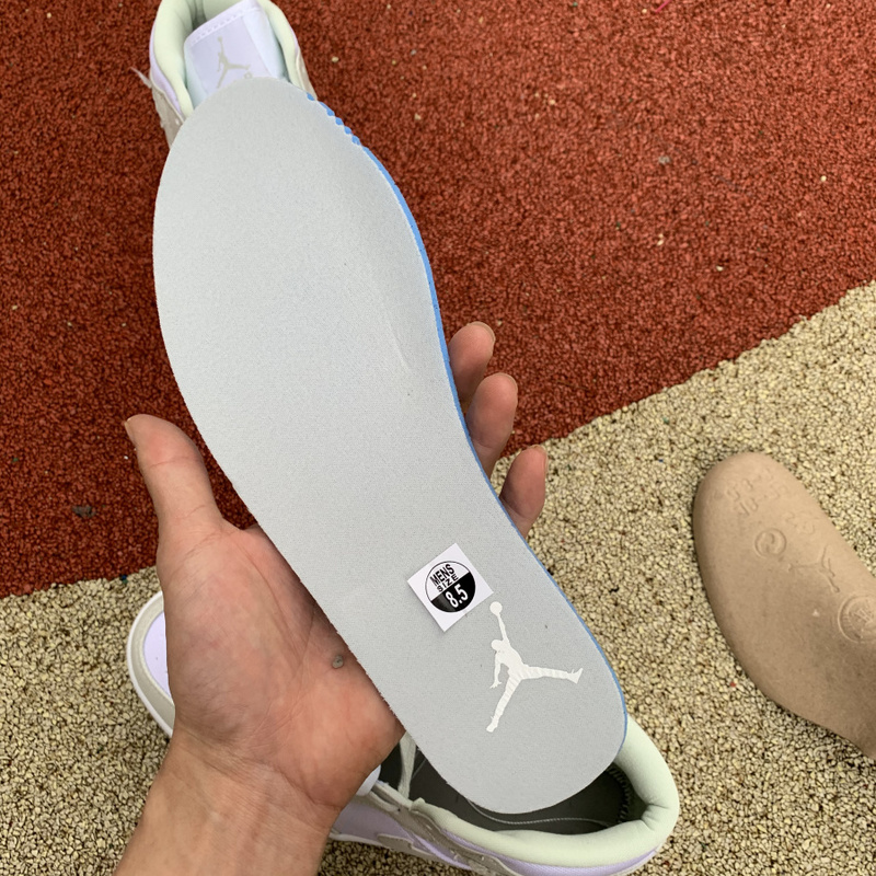 Nike Air Jordan 1 Mid Spruce Aura Green Sneakers