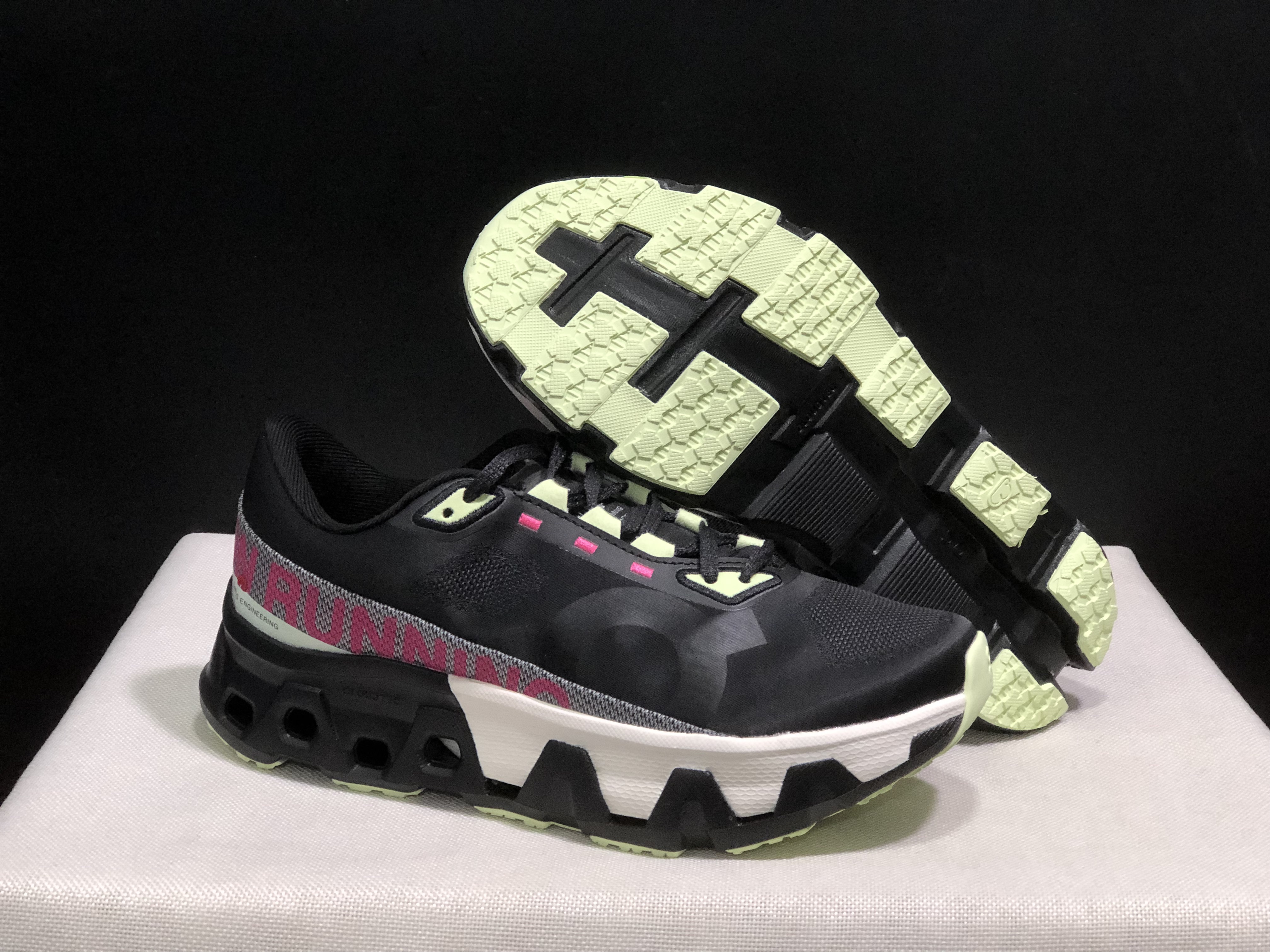 On Running Cloudmonster Hyper Black/White Running Shoes