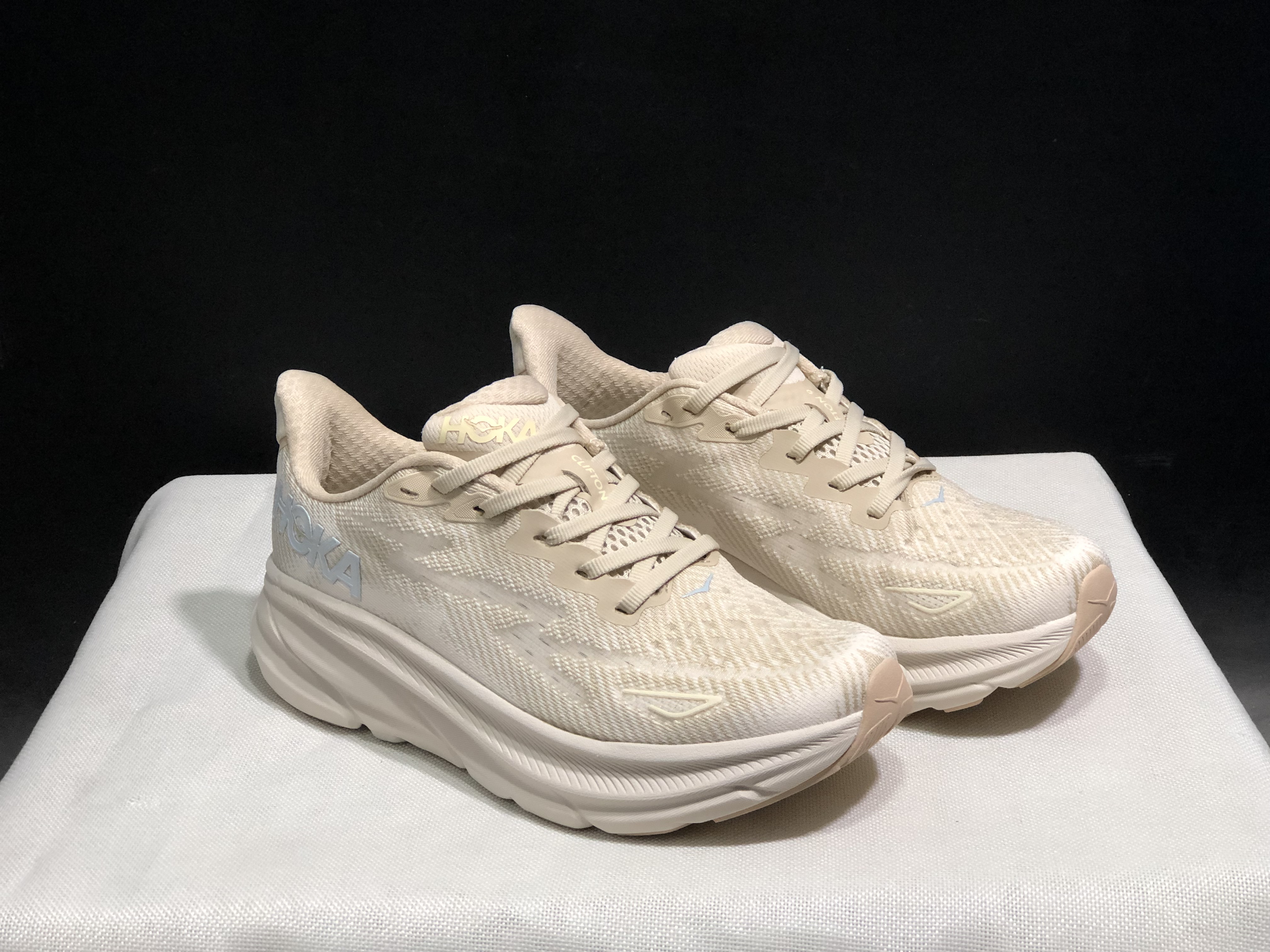 Hoka One One Clifton 9 Running Shoes Athletic Shoes Sneakers Cream