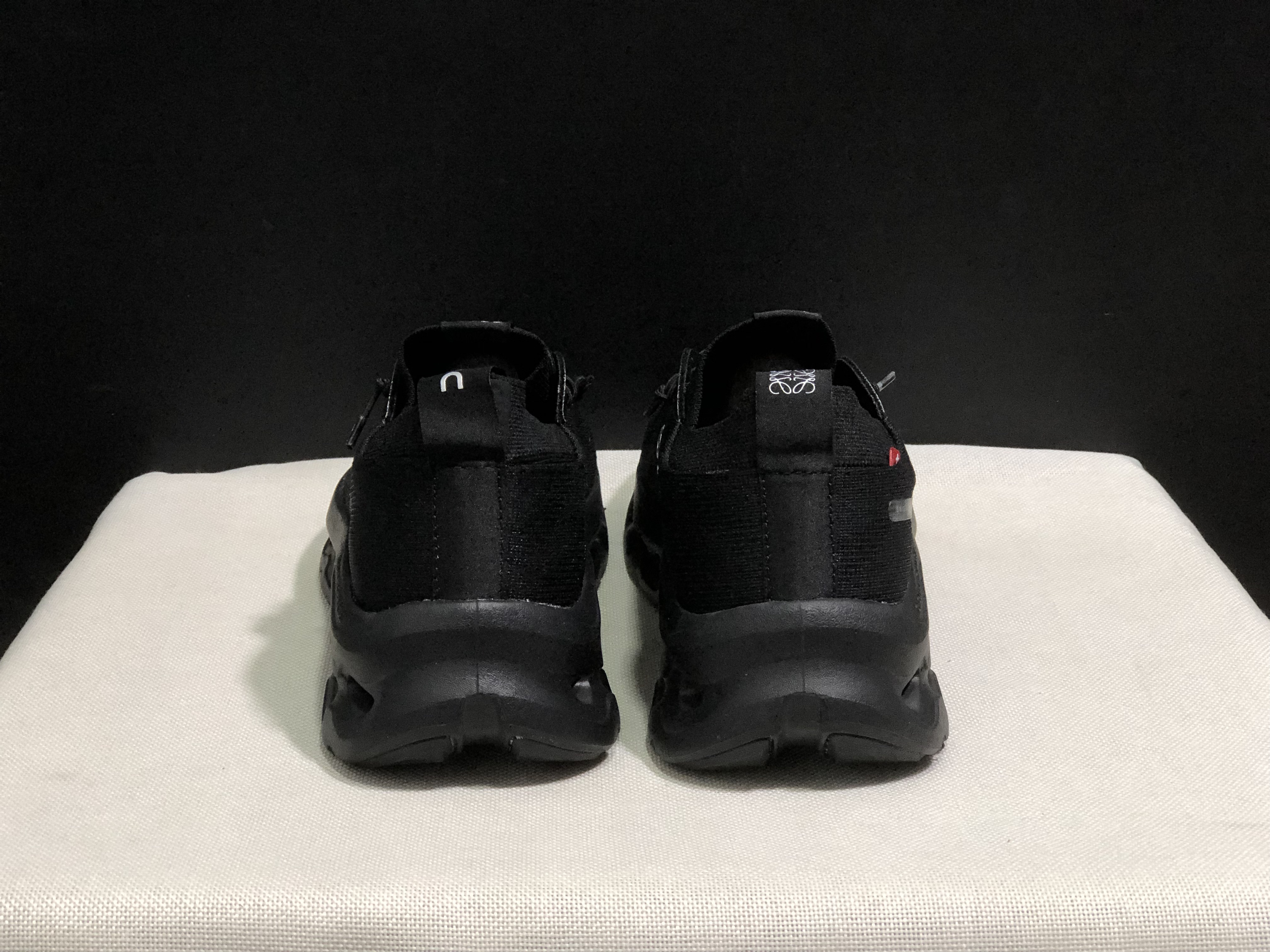 LOEWE x On Running Cloudtilt Running Shoes Co-Signed Edition All Black