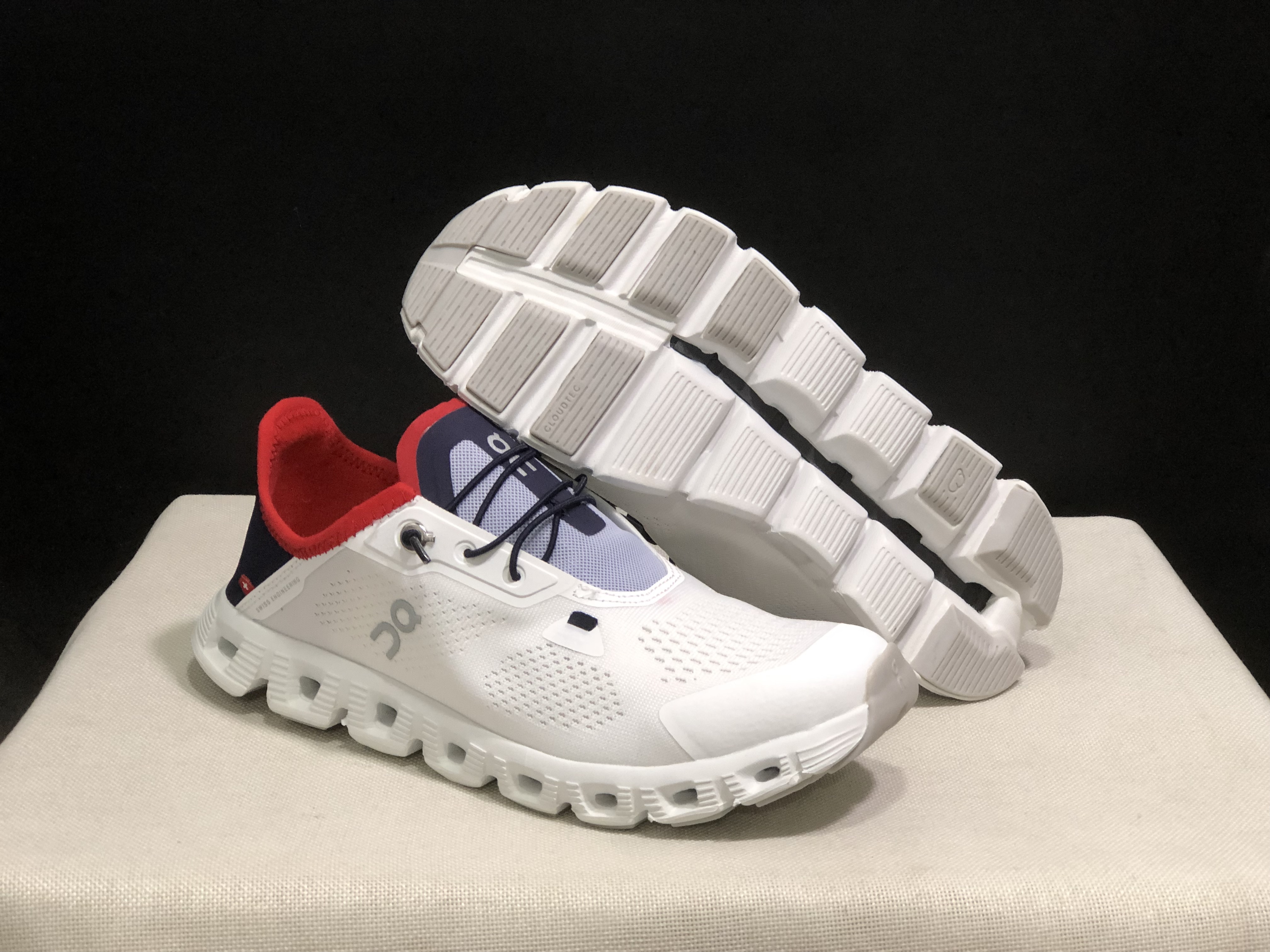 On Running Cloud 5 Coast Convenient And Breathable Running Shoes White