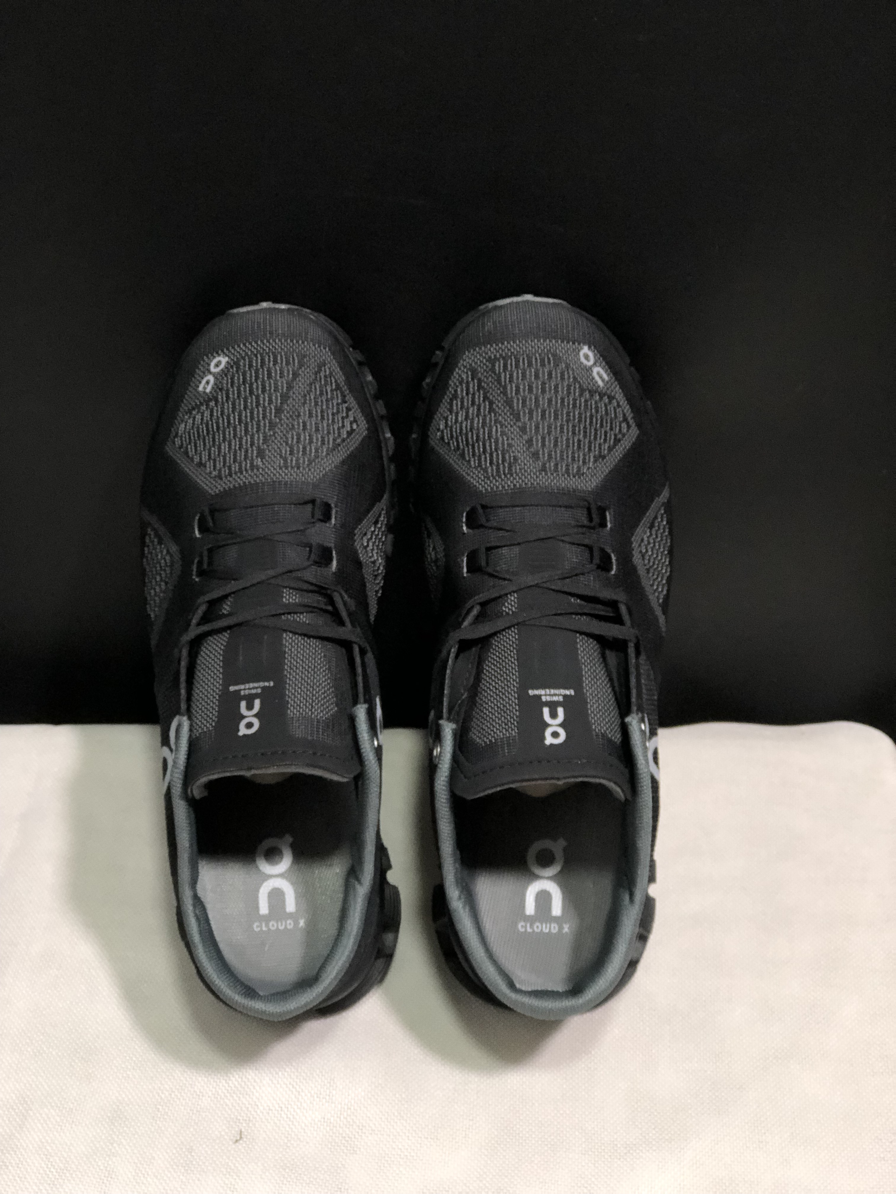 On Running Cloud X Lightweight Running Shoes Black
