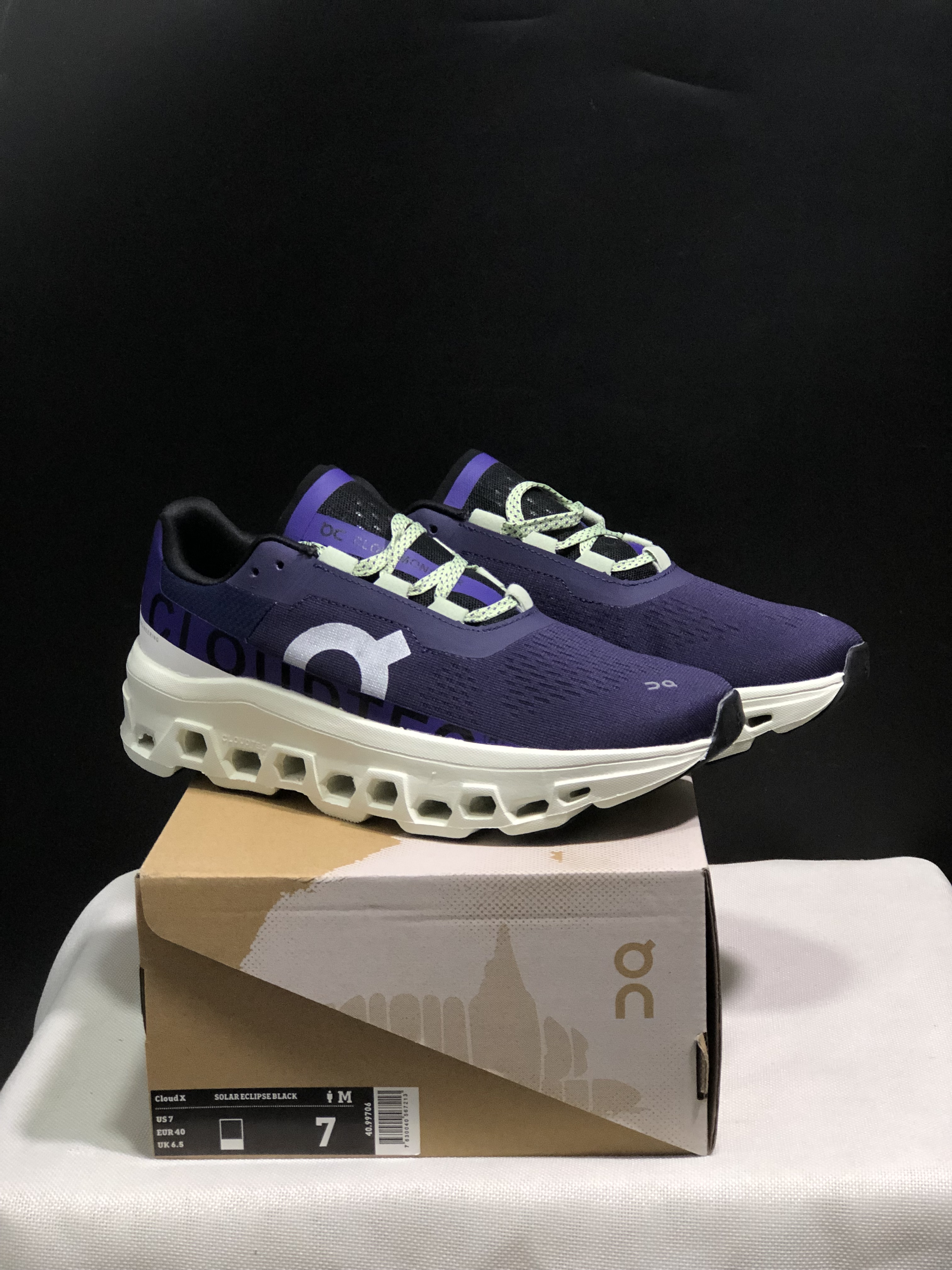 On Running Cloudmonster Anti-Slip Running Shoes Dark Purple/Ivory
