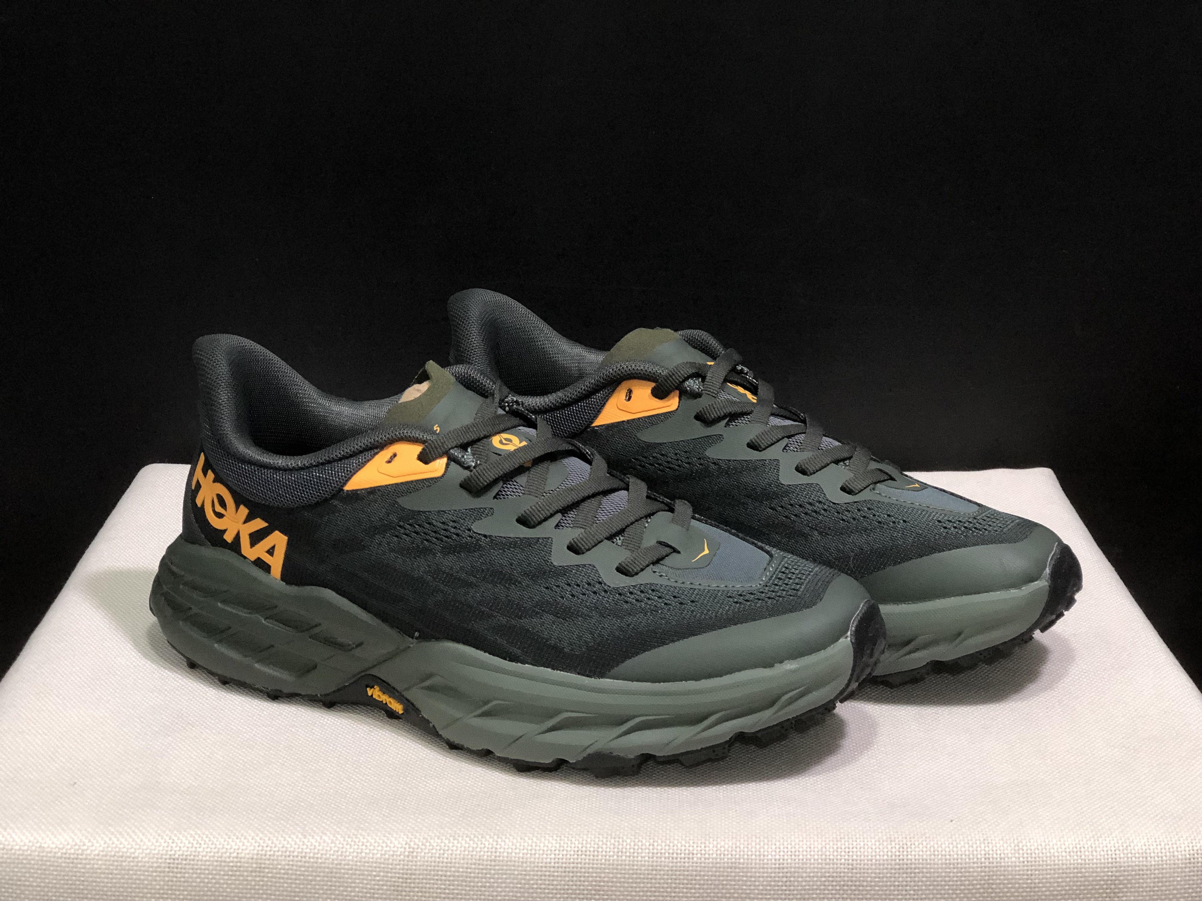 Hoka One One Speedgoat 5 Men's Trail Running Shoes Sneakers Black