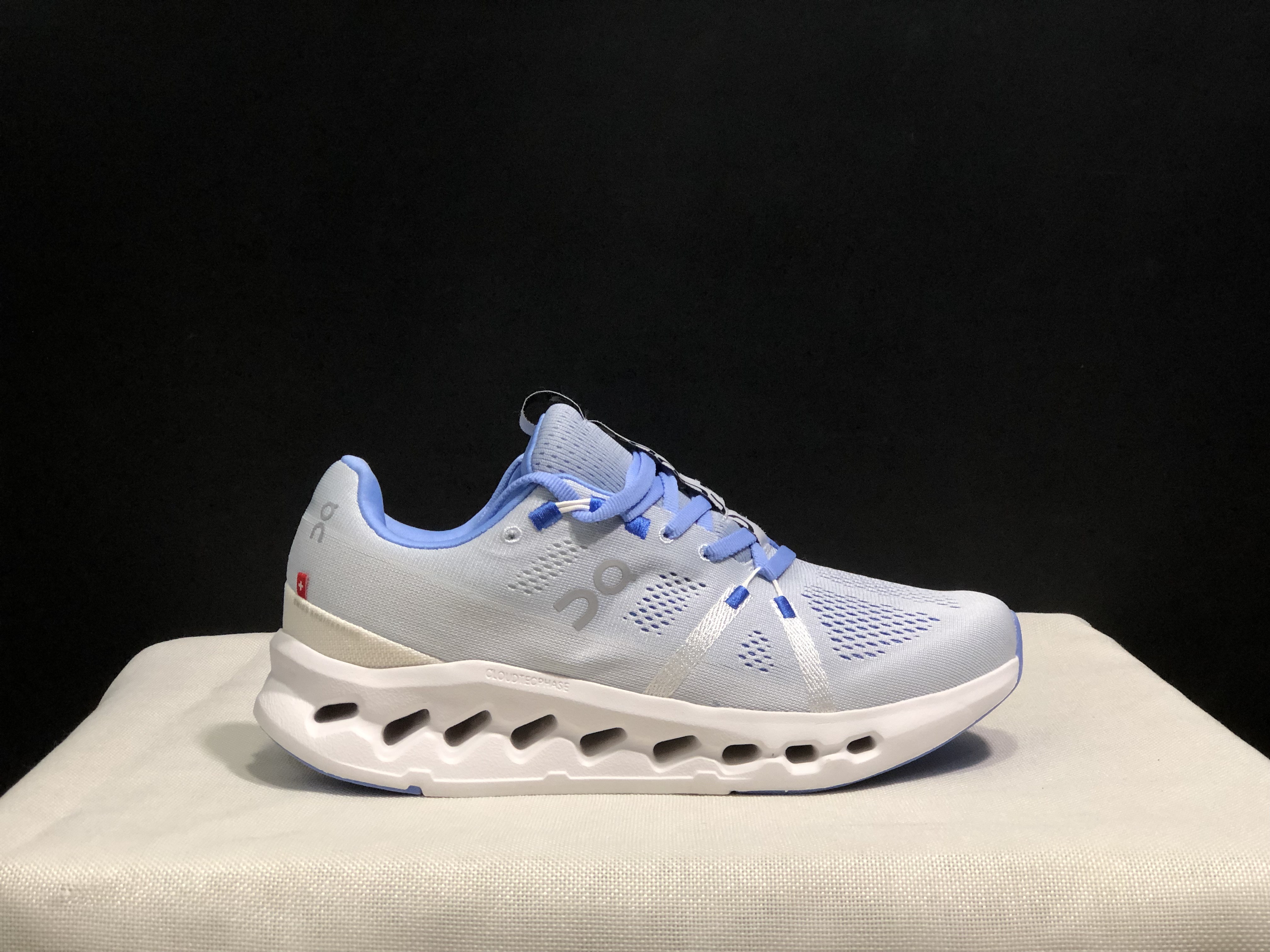 On Running Cloudsurfer Training Anti-Slip Running Shoes Light Blue/White