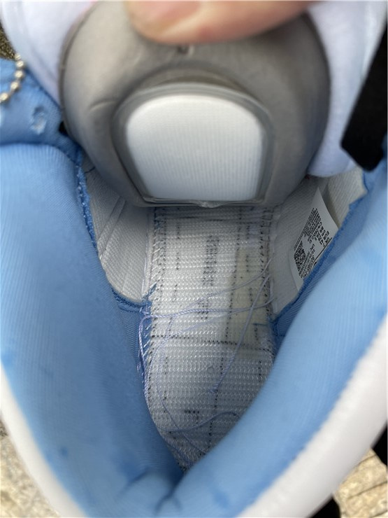 Nike SB Dunk High Pro Supreme Blue 2003 Sneakers