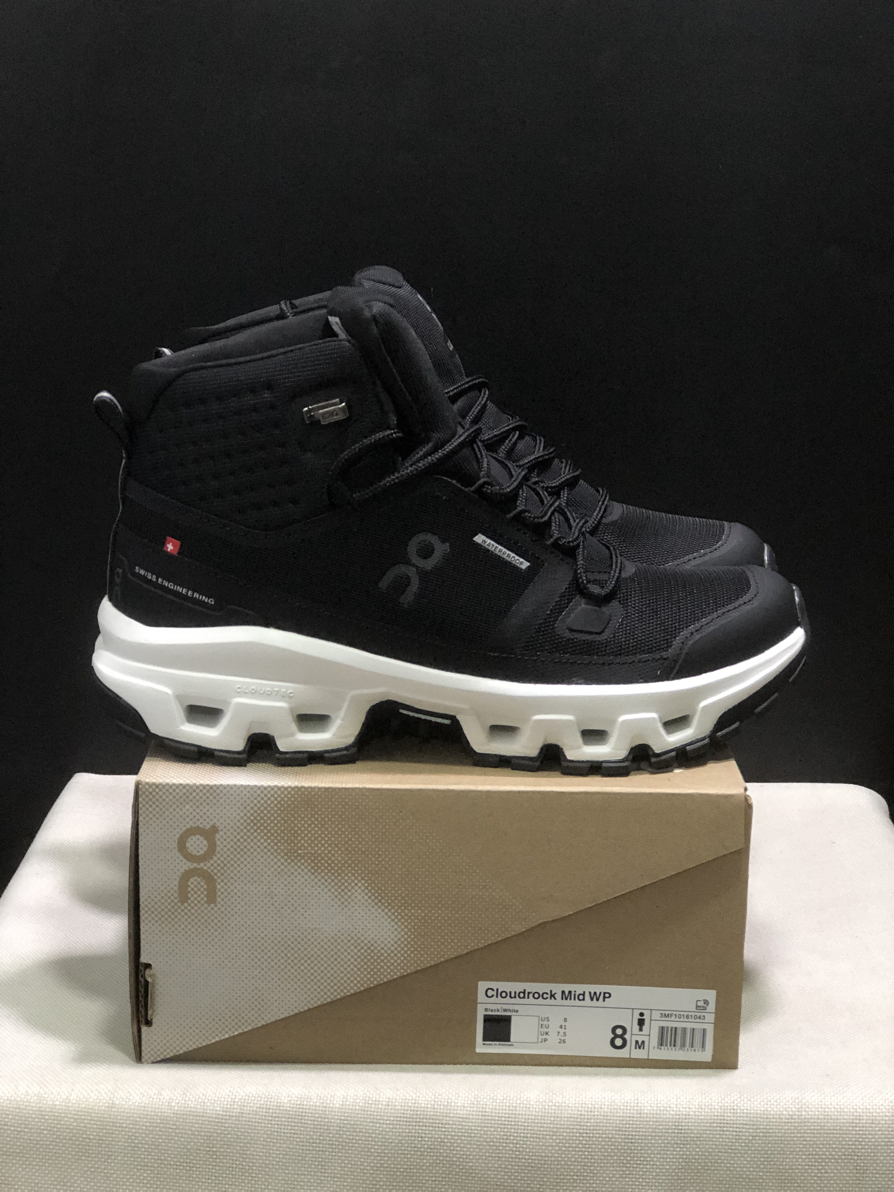 On Running Cloudrock Mid WP High-Top Hiking Shoes Black/White