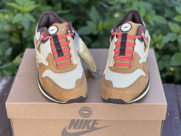 Nike Air Max 1 x Travis Scott Baroque Brown Sneakers