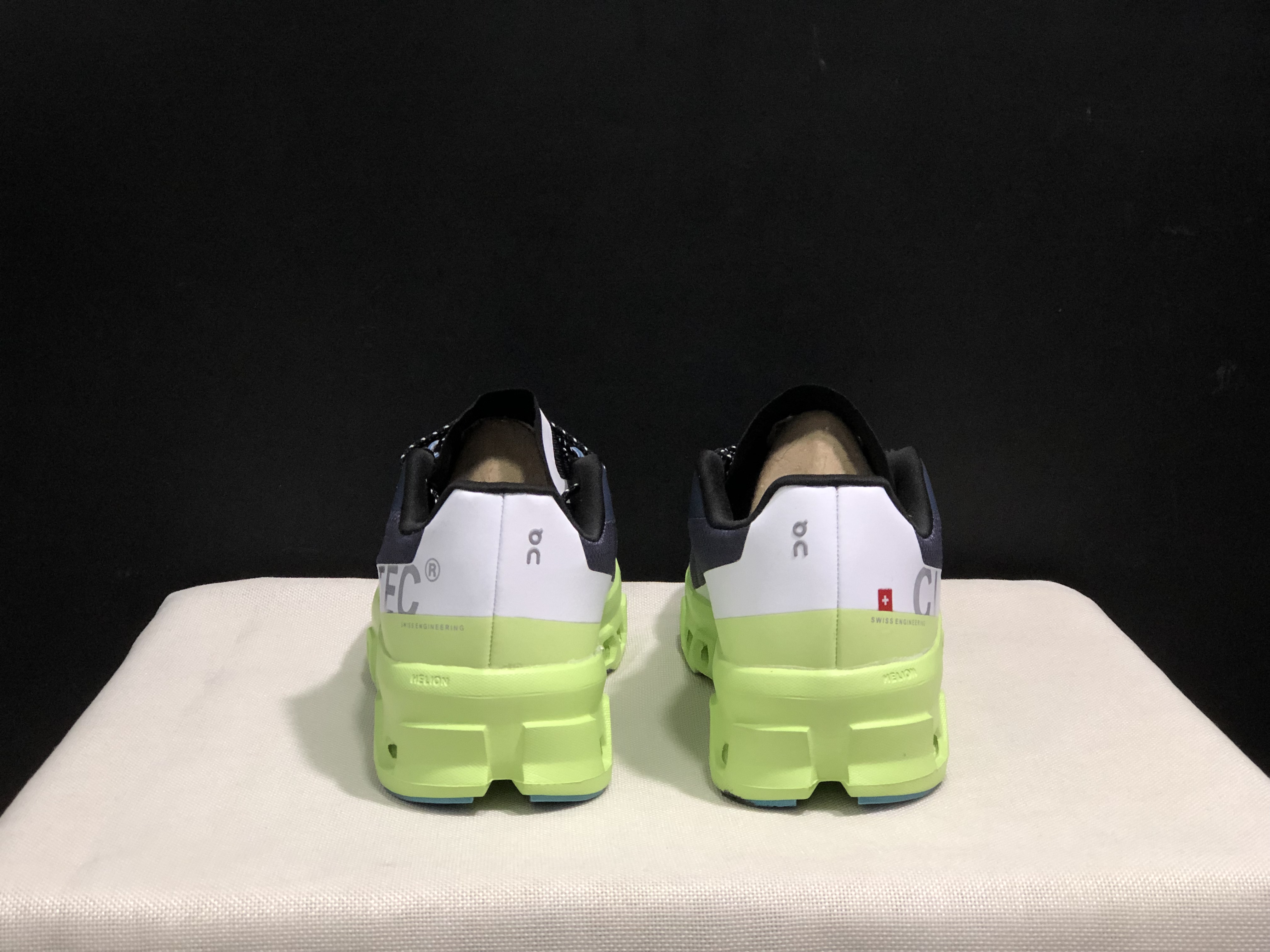 On Running Cloudmonster Anti-Slip Running Shoes Dark Blue/Green