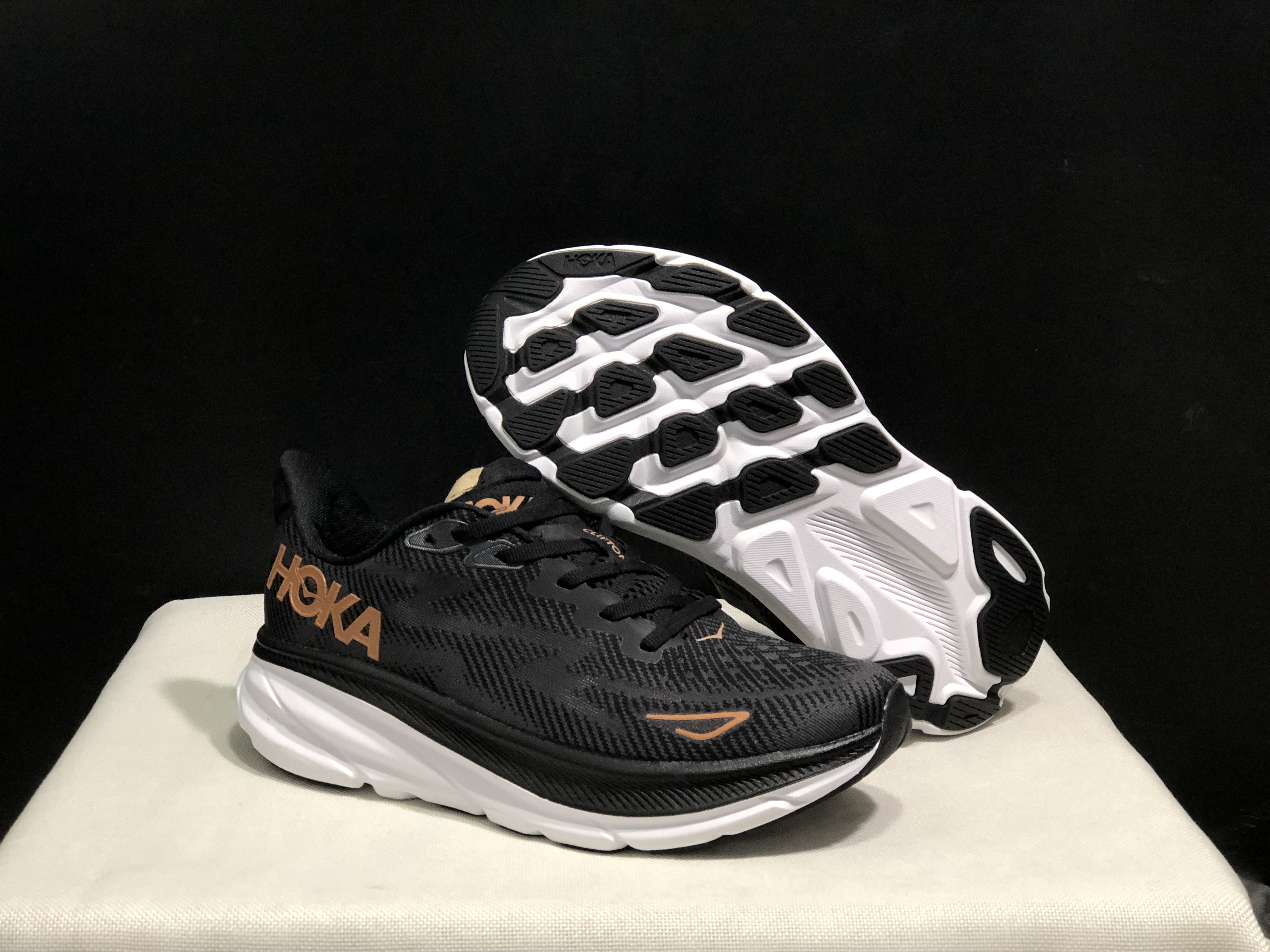 Hoka One One Clifton 9 Running Shoes Athletic Shoes Sneakers Black