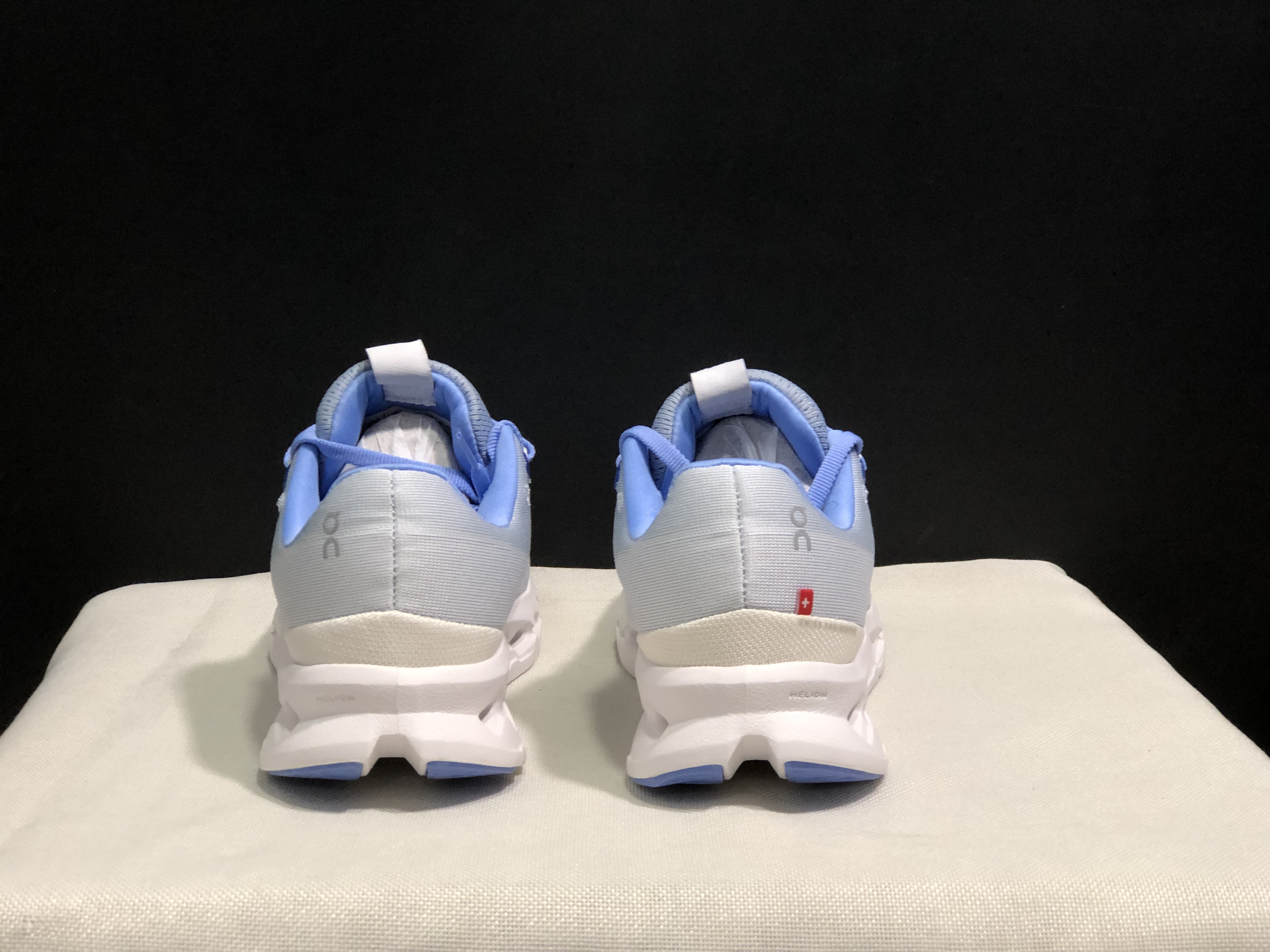 On Running Cloudsurfer Training Anti-Slip Running Shoes Light Blue/White