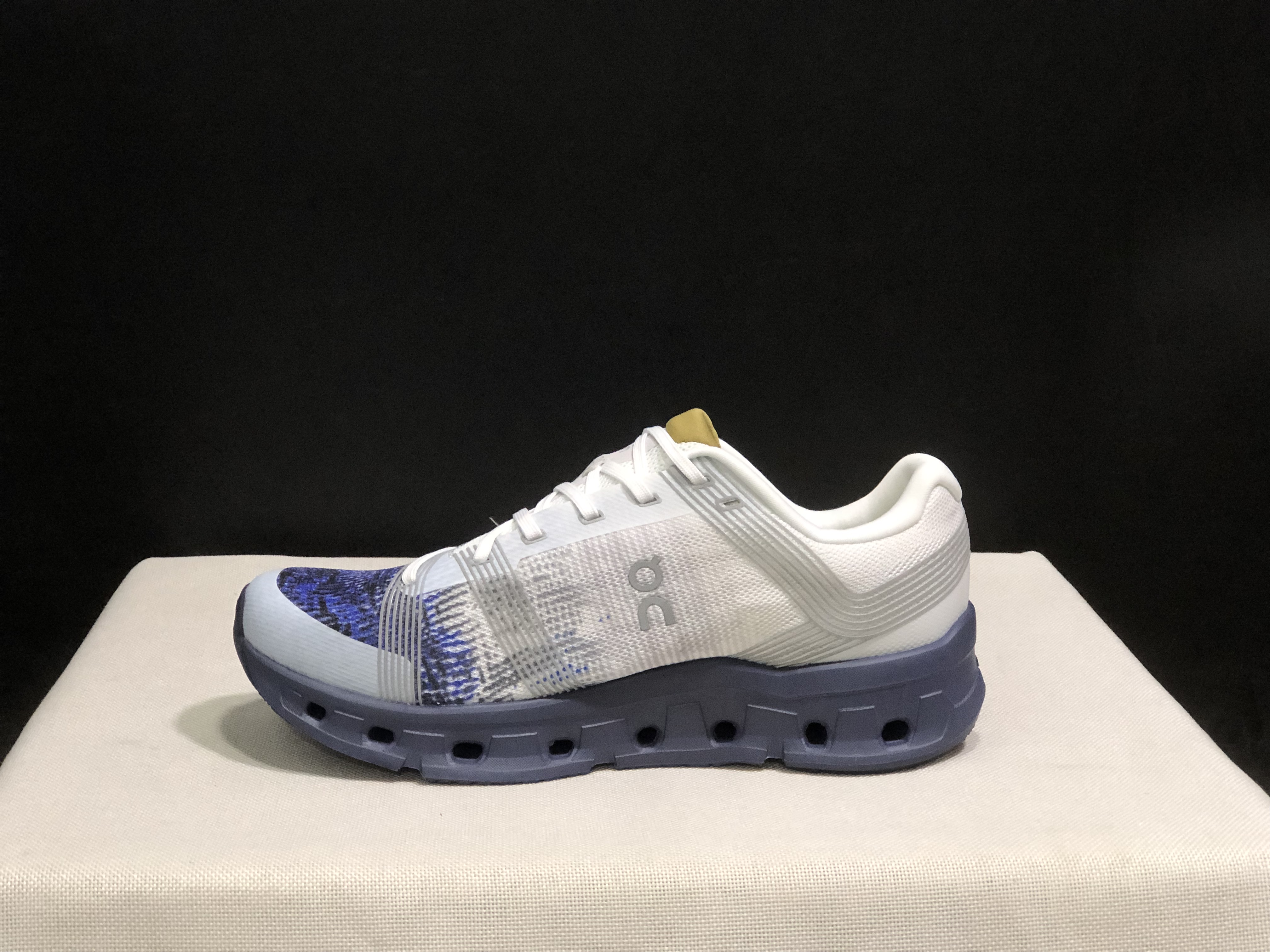 On Running Cloudgo Comfortable And Lightweight Running Shoes Grey/Blue