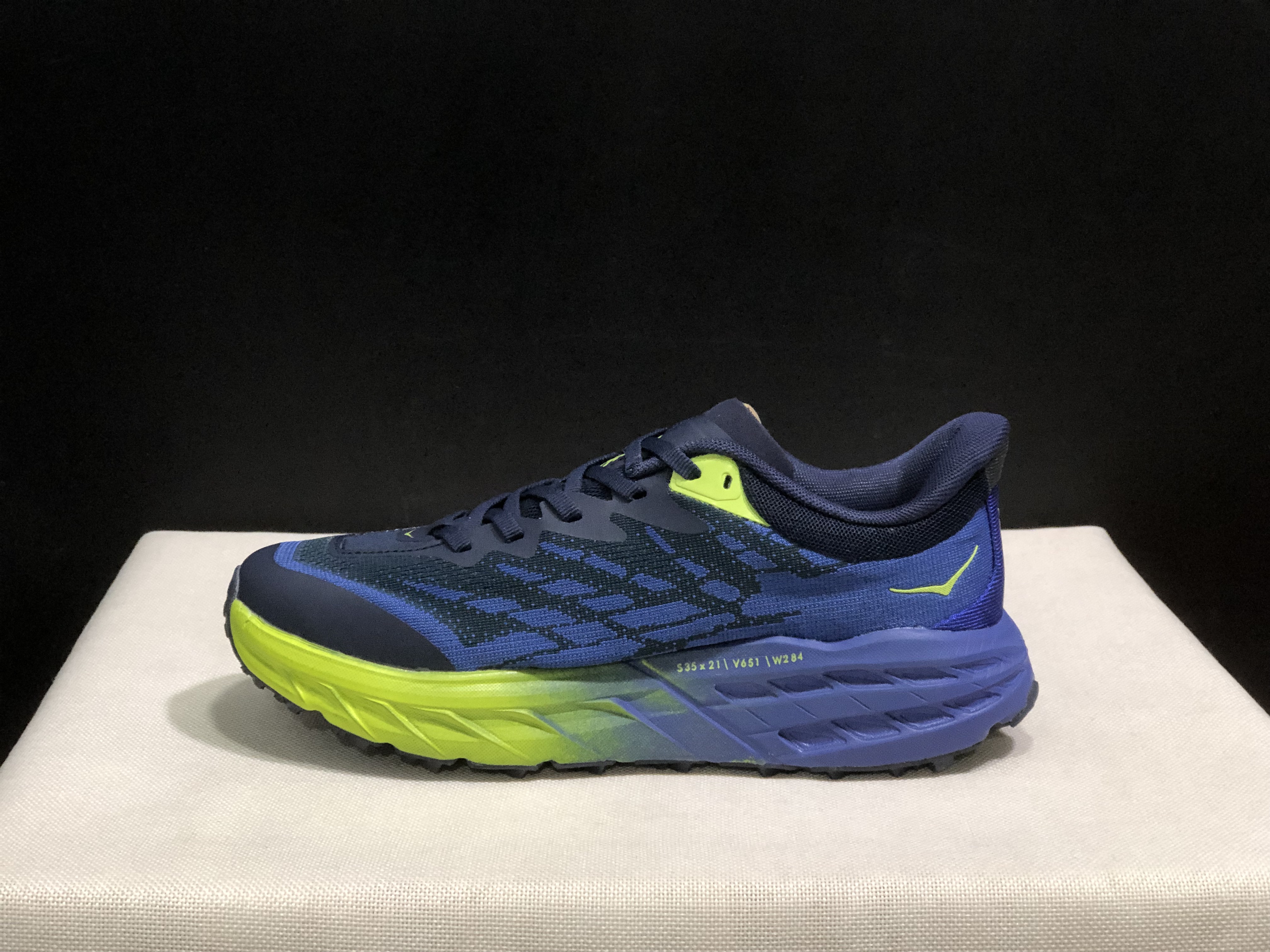 Hoka One One Speedgoat 5 Navy Trail Running Shoes Sneakers