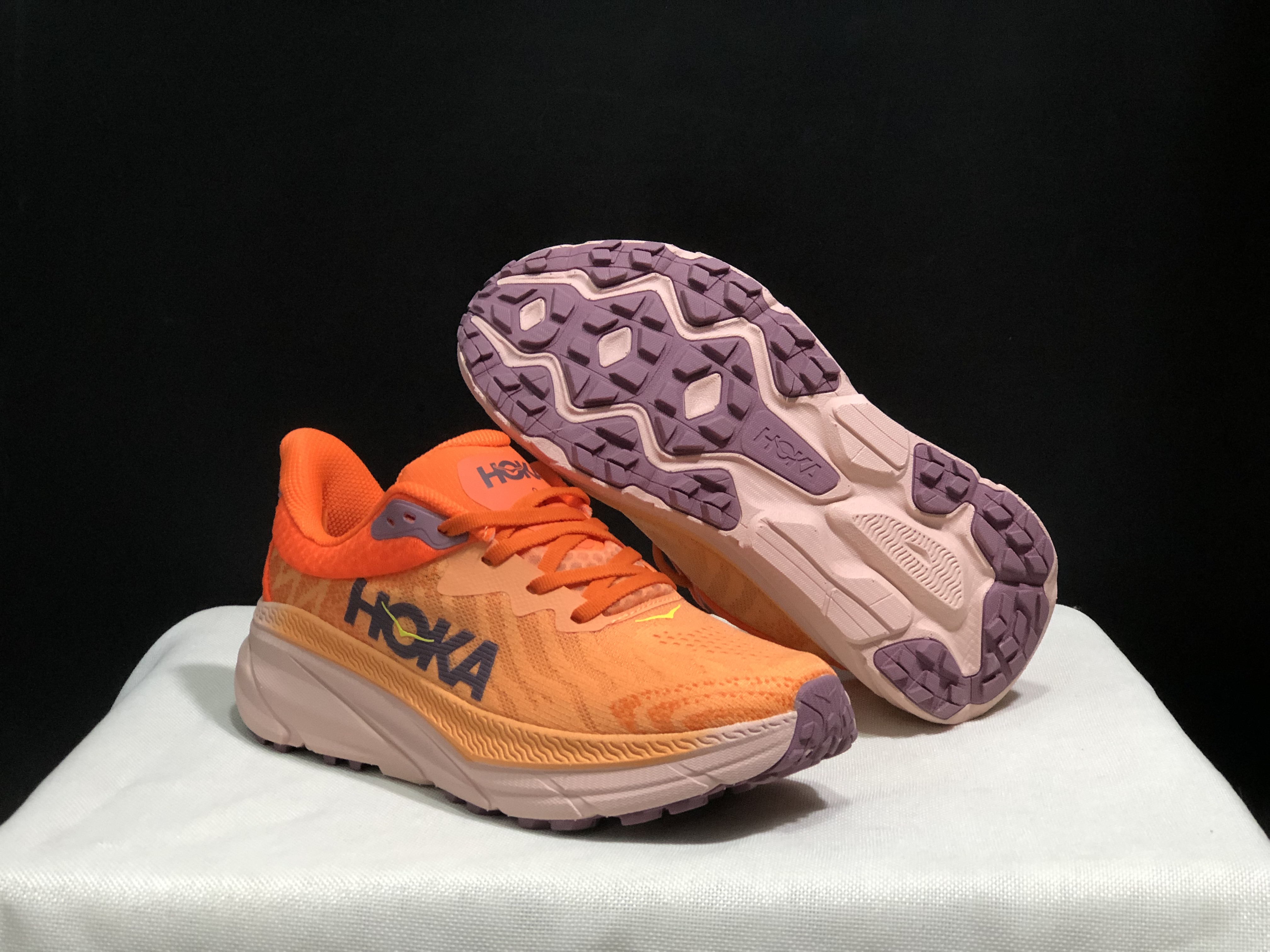 Hoka One One Challenger 7 Shock-absorbing Breathable Running Shoes Sneakers Orange