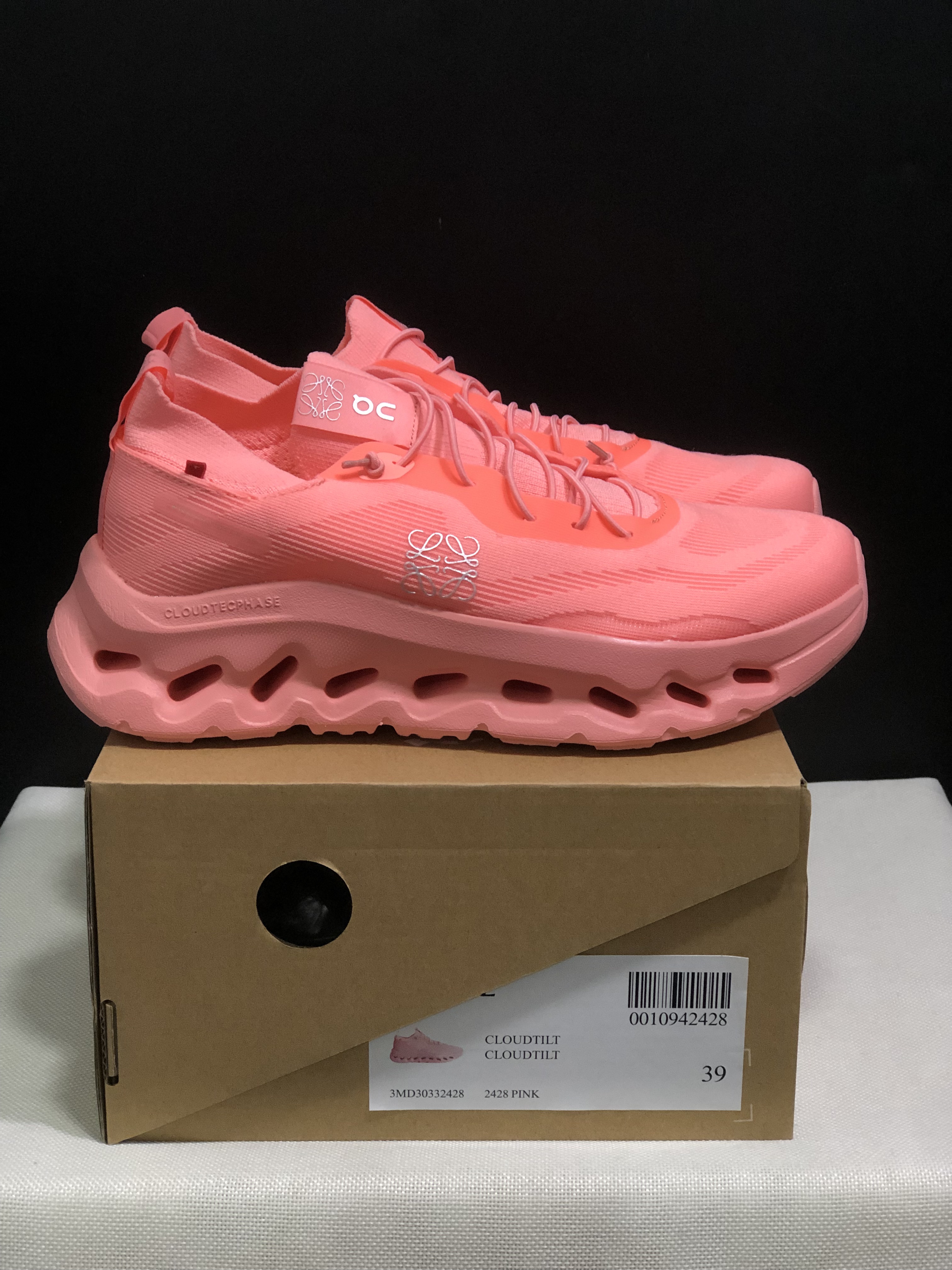 LOEWE x On Running Cloudtilt Running Shoes Co-Signed Edition Watermelon Red