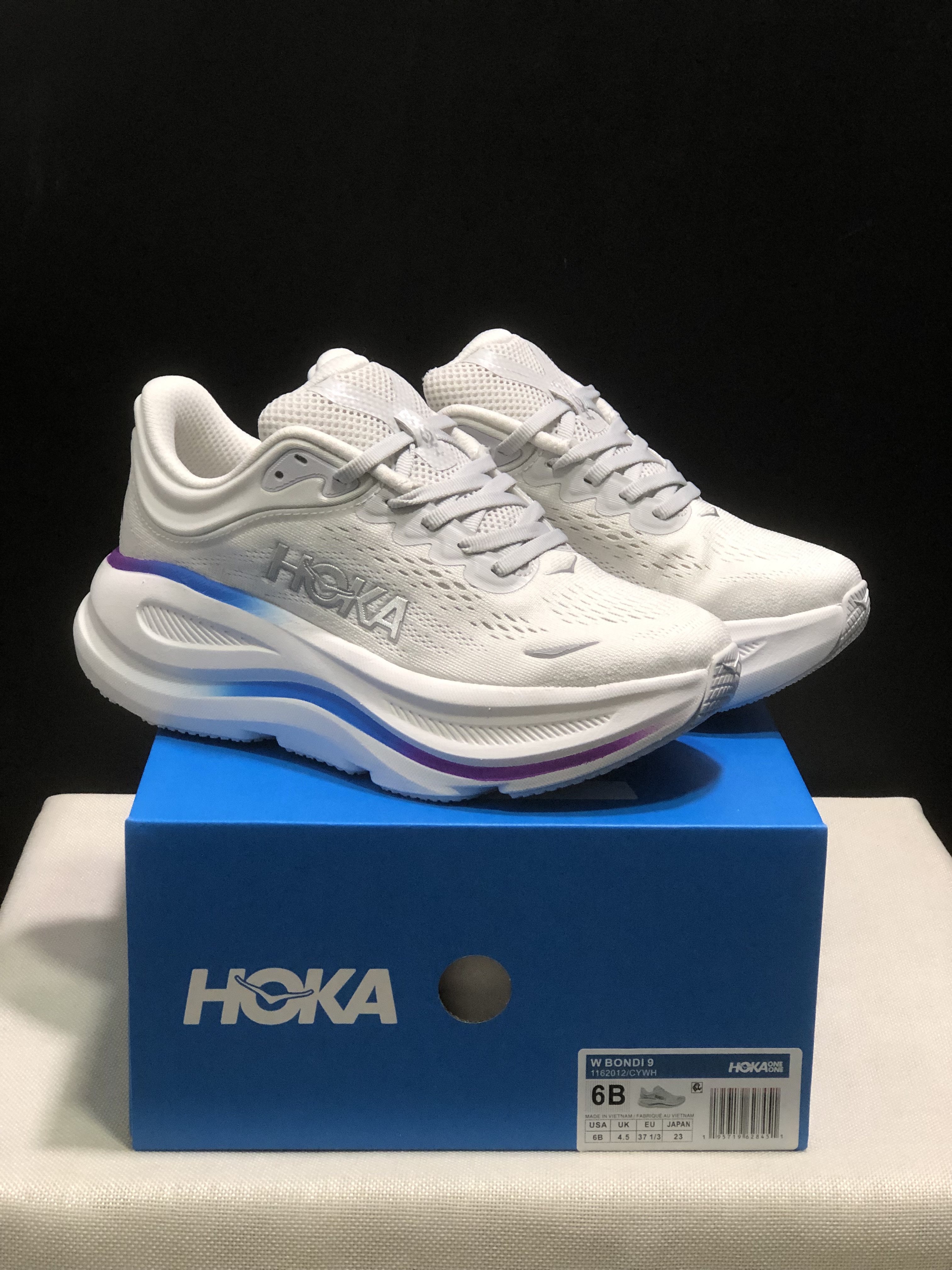 Hoka One One Bondi 9 Comfortable Low-top Running Shoes White Sneakers
