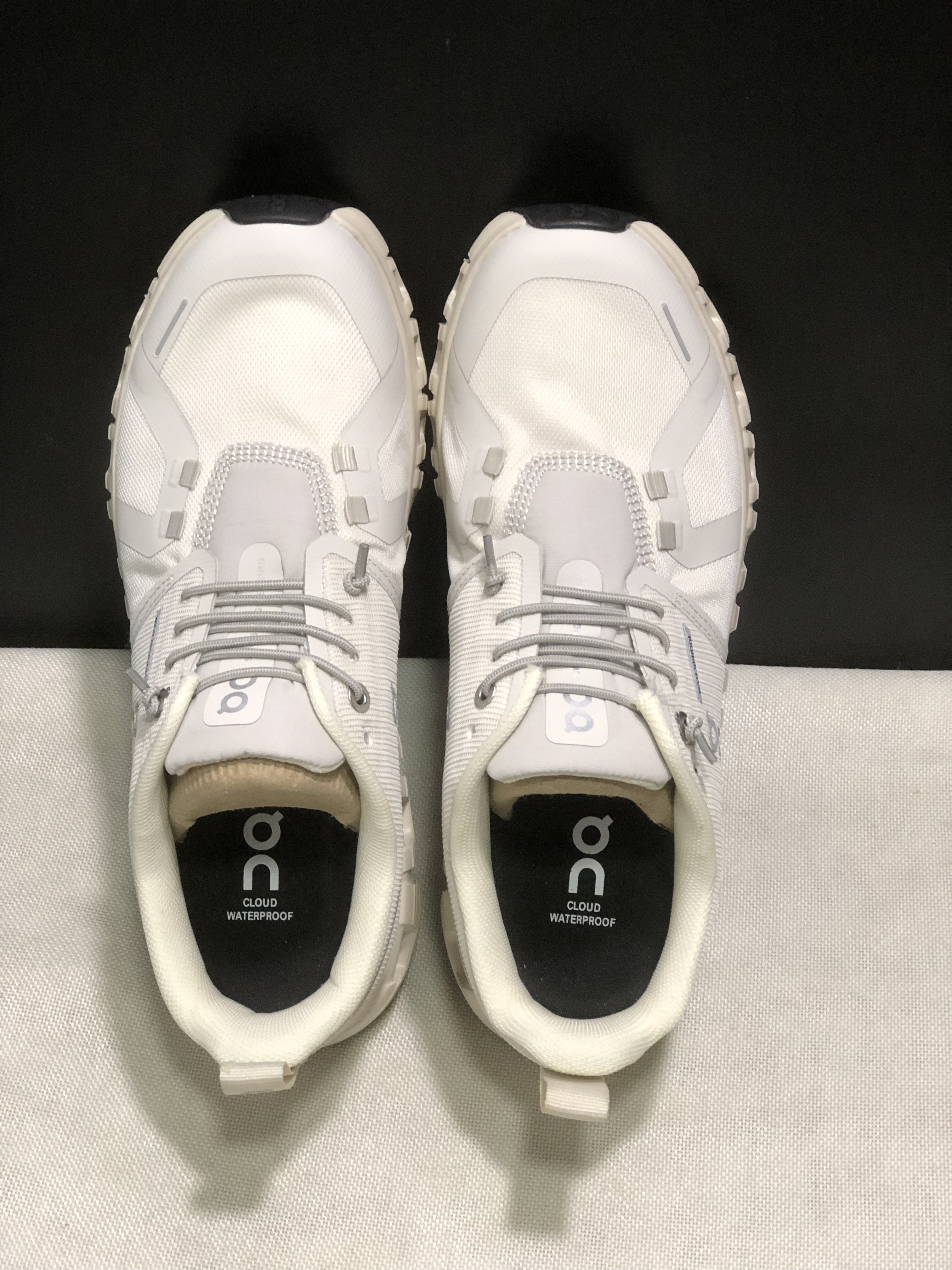 On Running Cloud 6 Casual Life Shoes Beige White